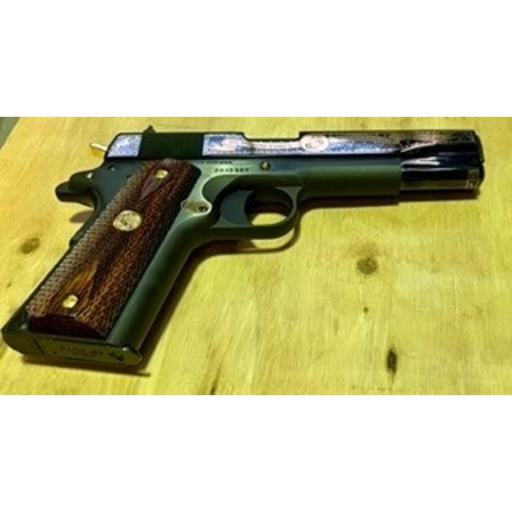 Pre Owned Assorted COLT 45 1911 COLLECTORS 24k accents America remembers Centennial USMC 82 of 500 WW2 M1911A1 REPROD 2841327