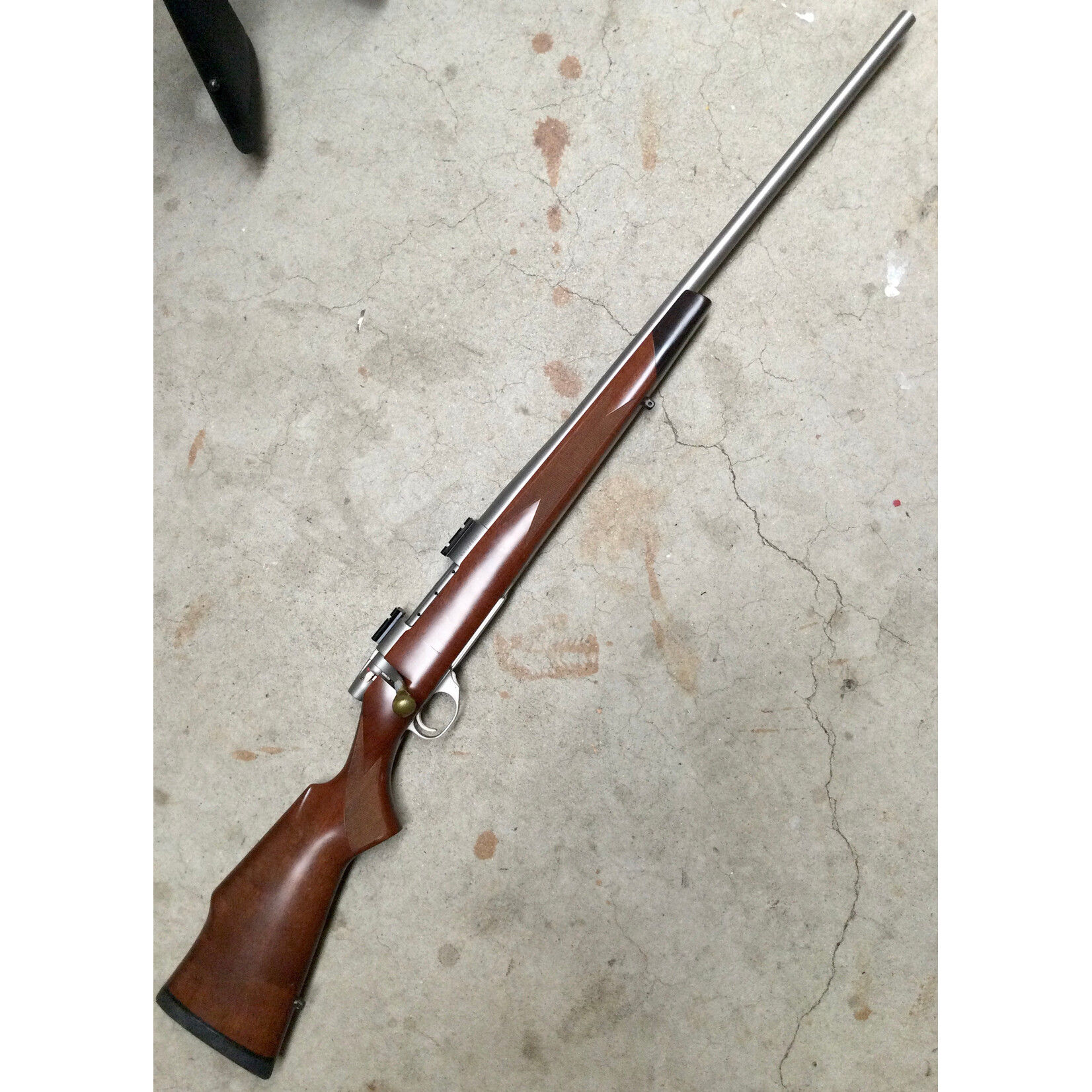Weatherby Pre Owned Weatherby Vanguard 243win Stainless Sporter 610mm