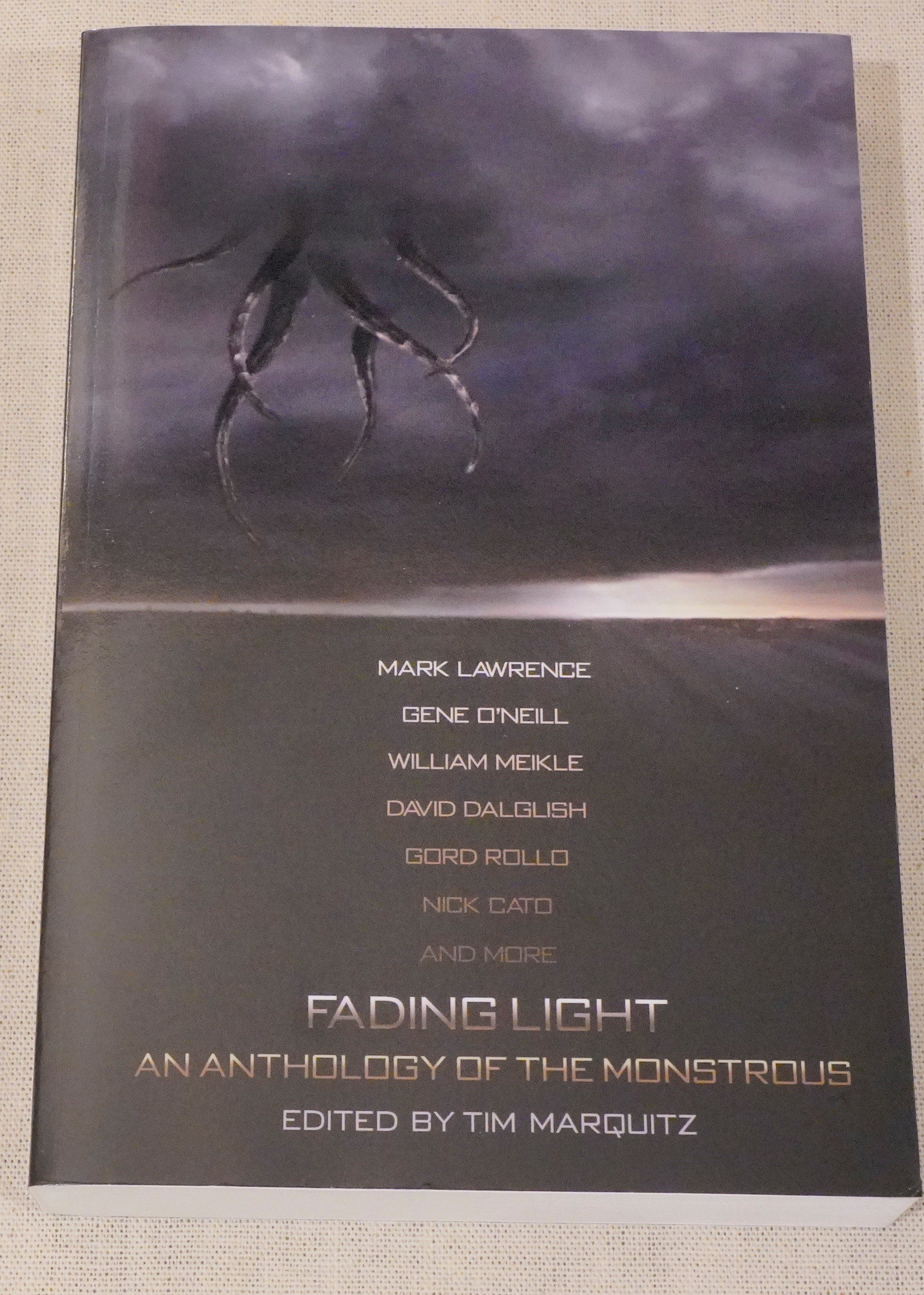 Fading Light - An Anthology of the Monstrous