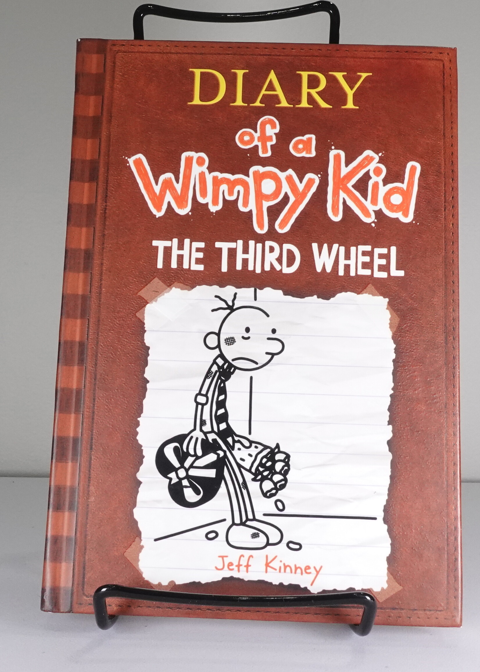 Abrams Books Diary of a Wimpy Kid: Third Wheel #7
