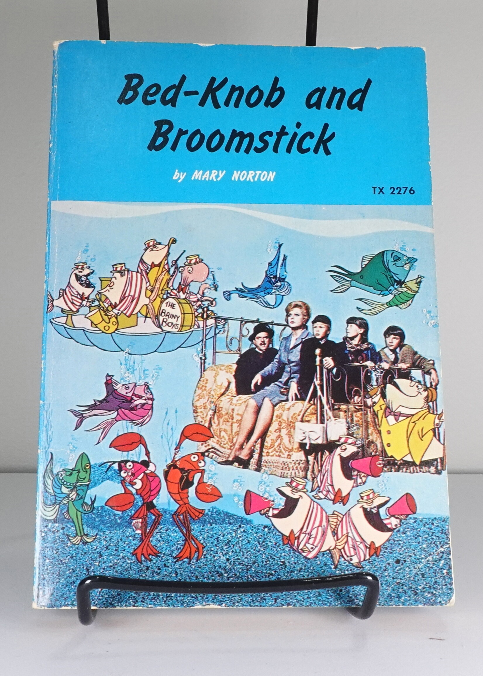 Bed-Knob and Broomstick (A Combined Edition of "The Magic Bed-Knob" and Bonfires and Broomsticks) (Scholastic Books # TX2276)