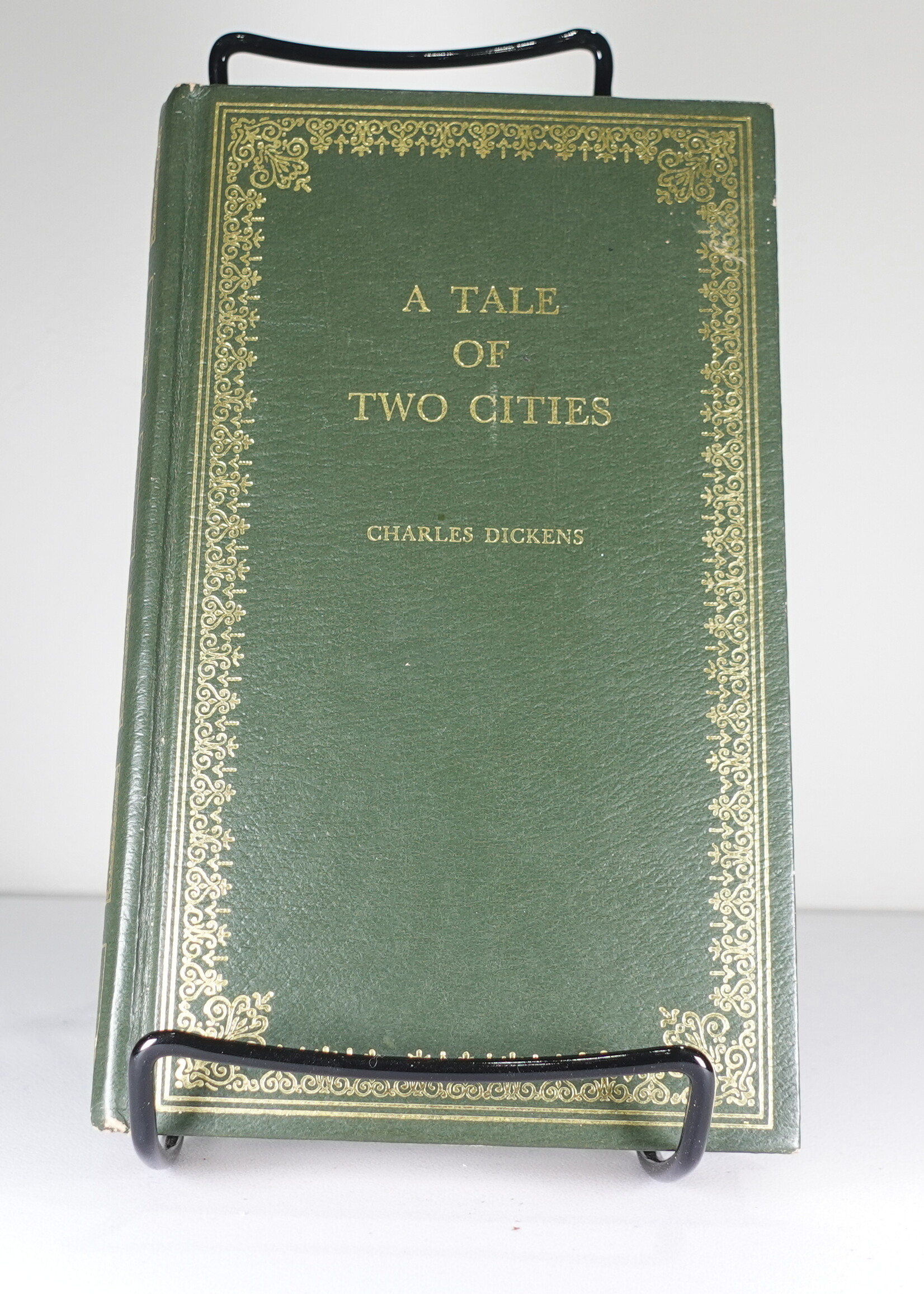 Peebles Classic Library A Tale of Two Cities (Peebles Classic Library) 1969