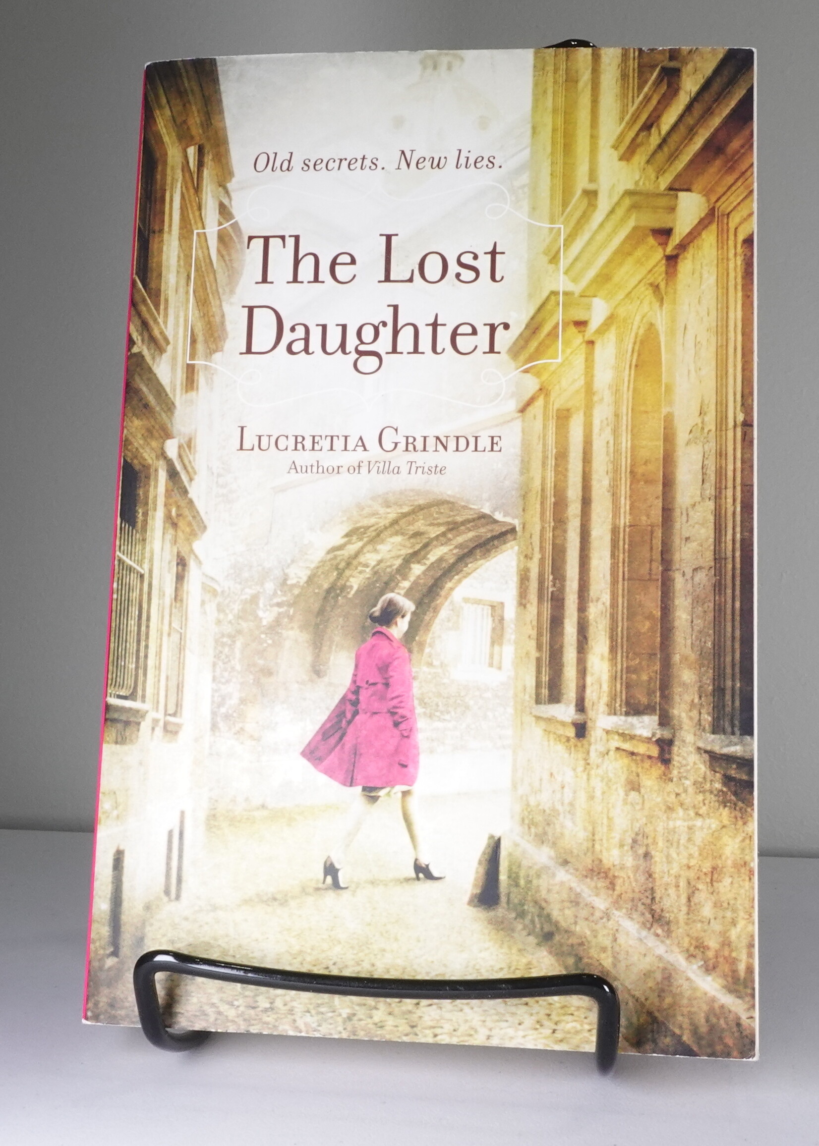 Grand Central Publishing The Lost Daughter (Book #3 in the Inspector Pallioti Series)