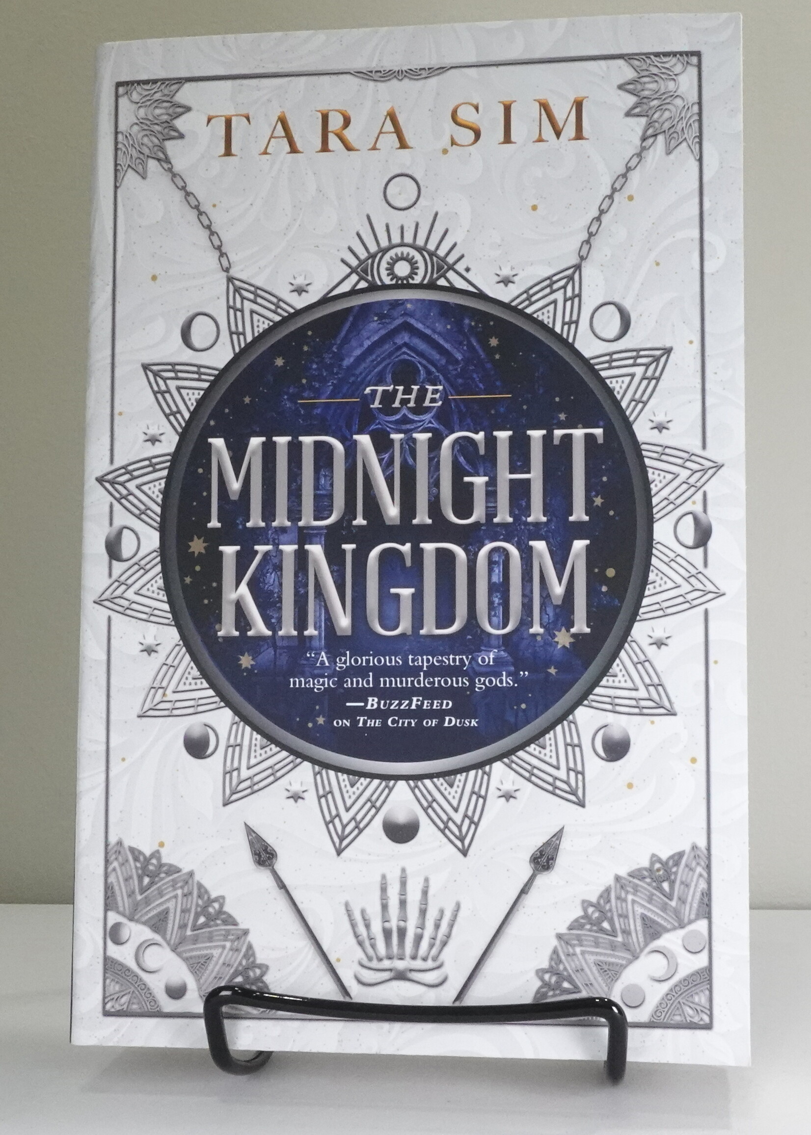Orbit The Midnight Kingdom (Book #2 in the The Dark Gods Series) (r)