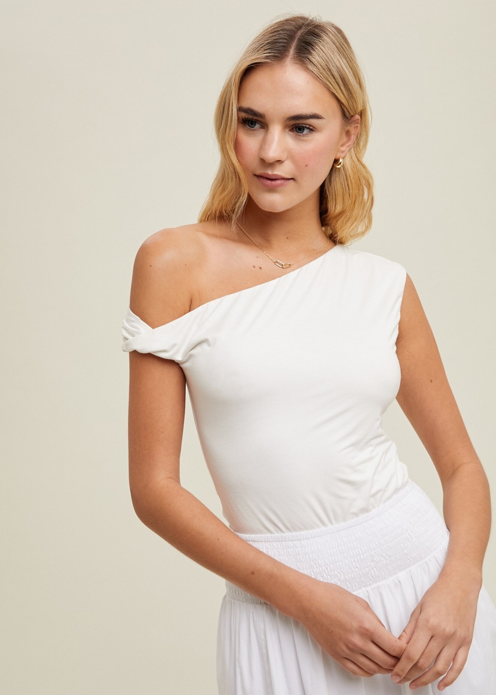 Wanda one shoulder top