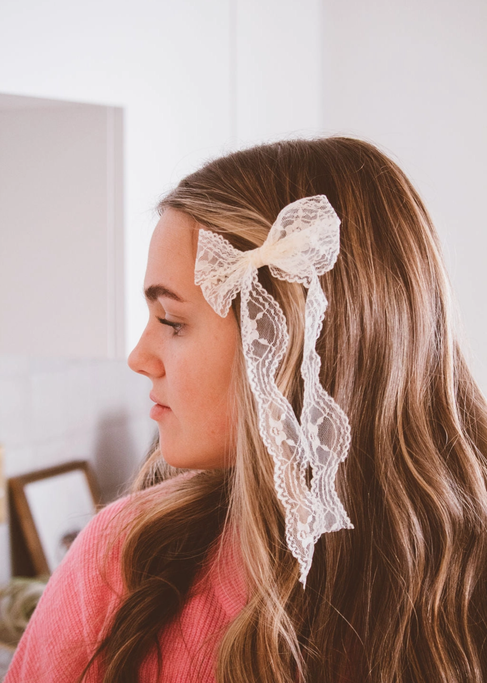 Callie Lace Bow Clip