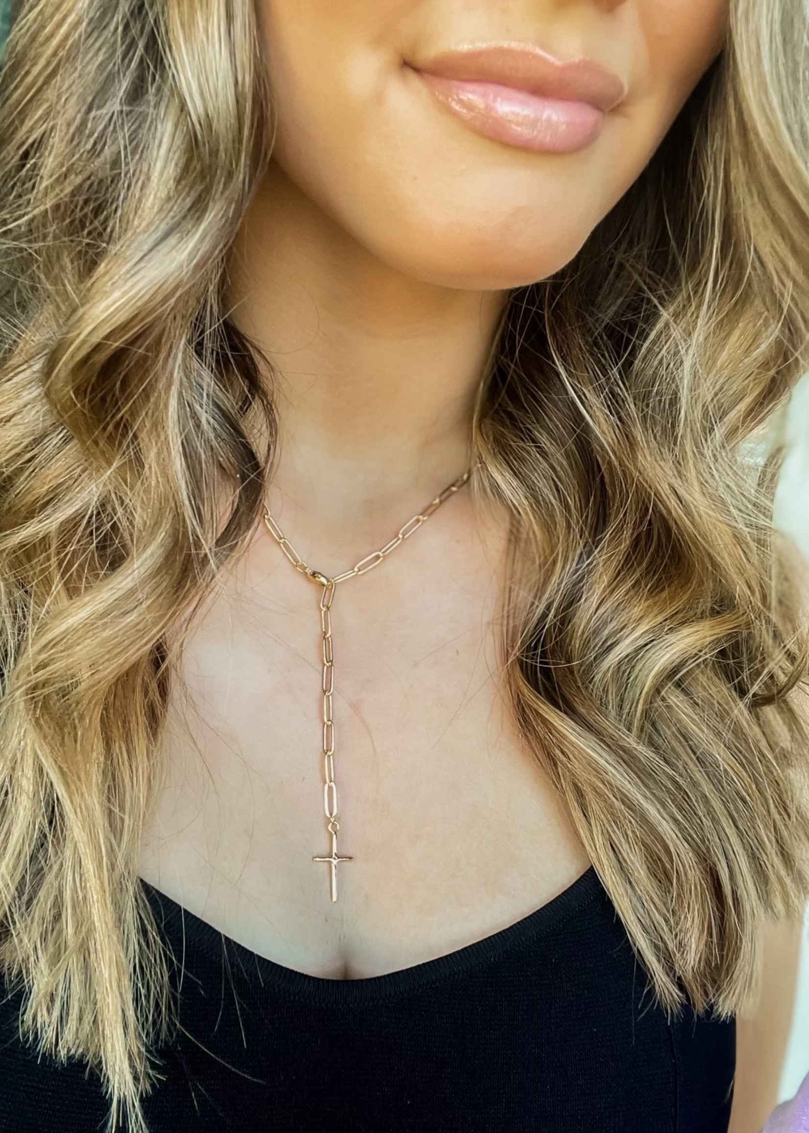Bloom and Company Ever Alice Cross Lariat Necklace