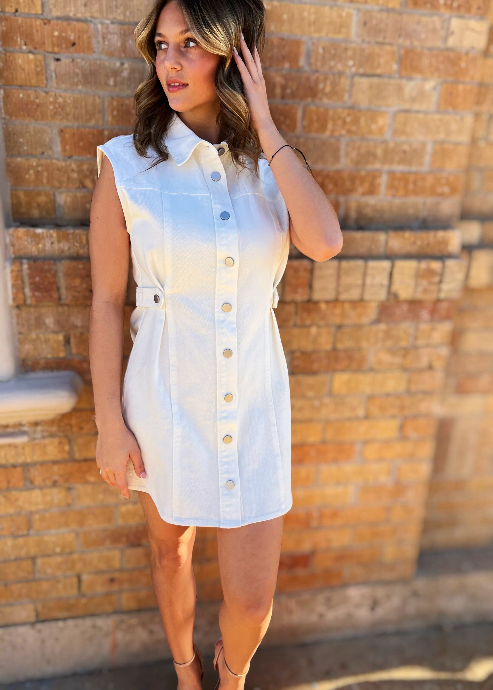 Bloom and Company Denim Sleeveless Button Up Dress Cream
