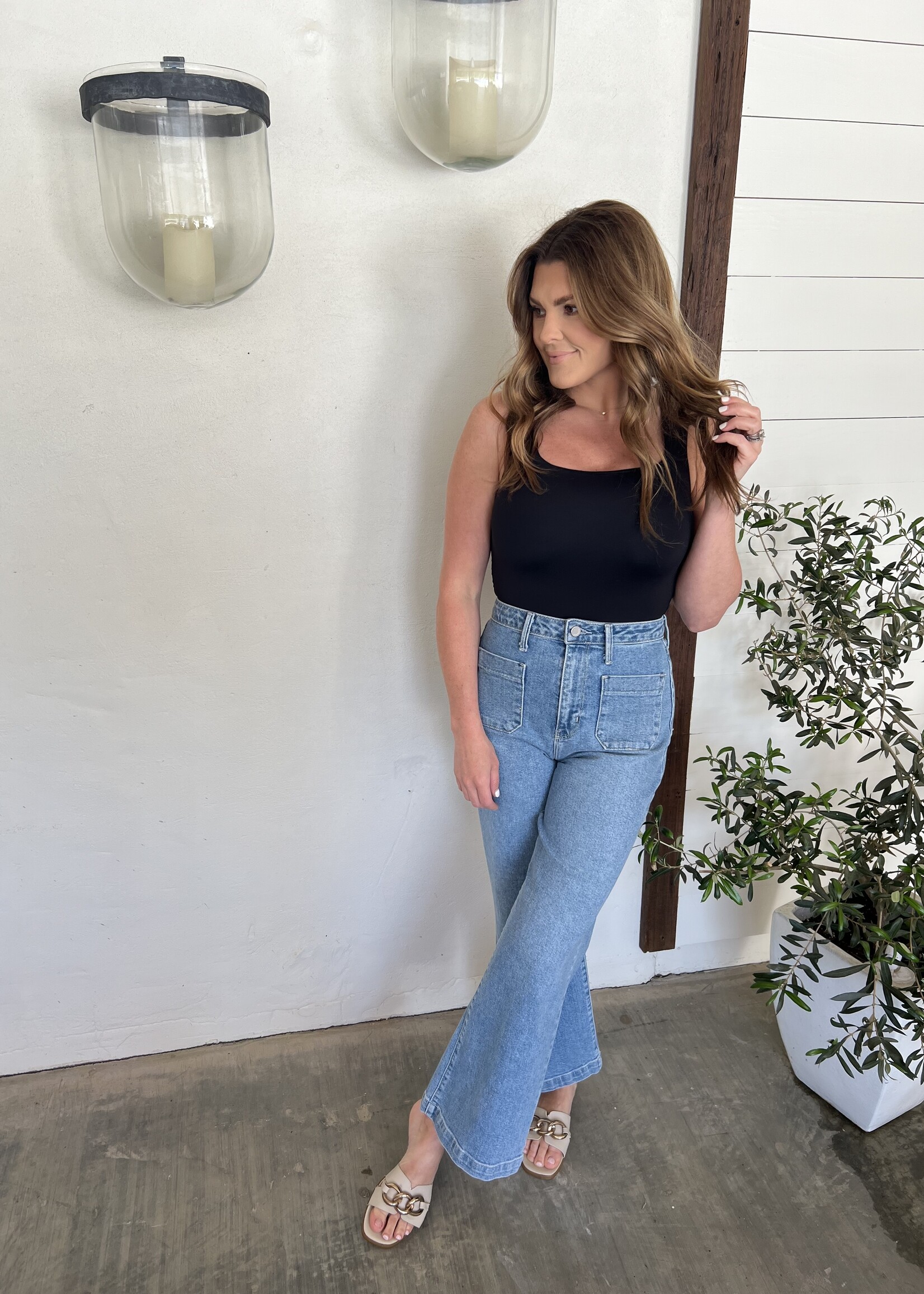 Bloom and Company Light Denim Patch Pocket Wide Leg Jeans