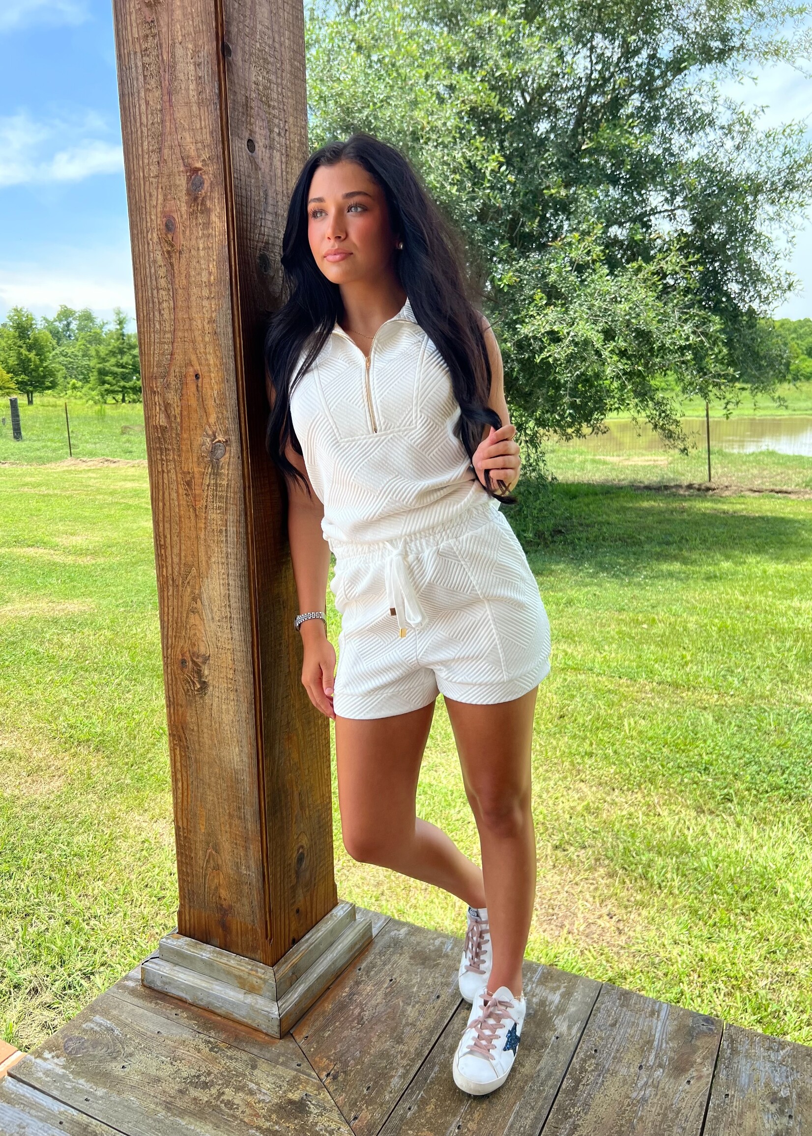 Bloom and Company White Textured Half Zip Sleeveless Top Set