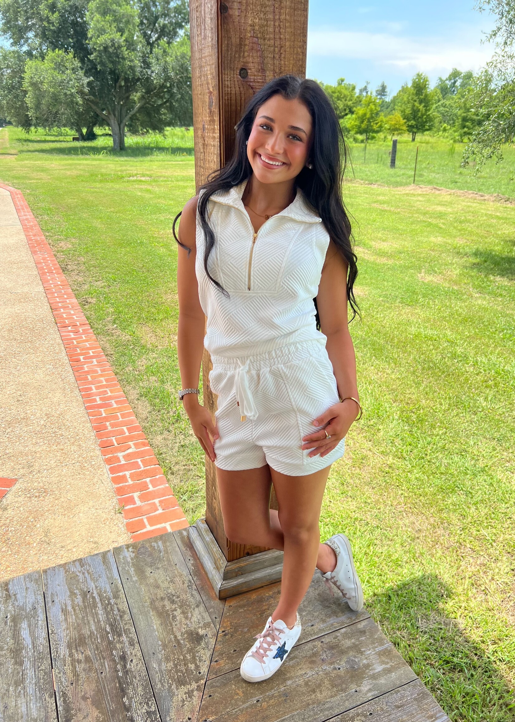 Bloom and Company White Textured Half Zip Sleeveless Top Set