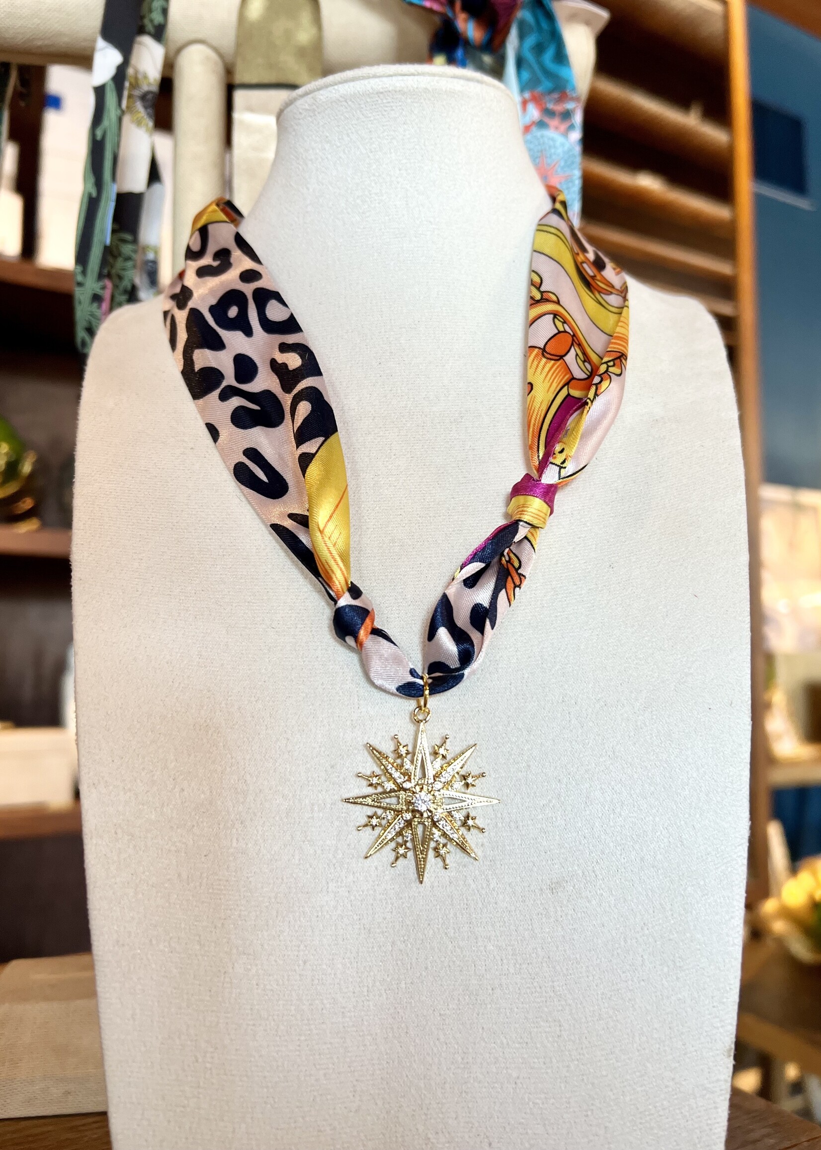Bloom and Company Solid Star Pendant Scarf Necklace