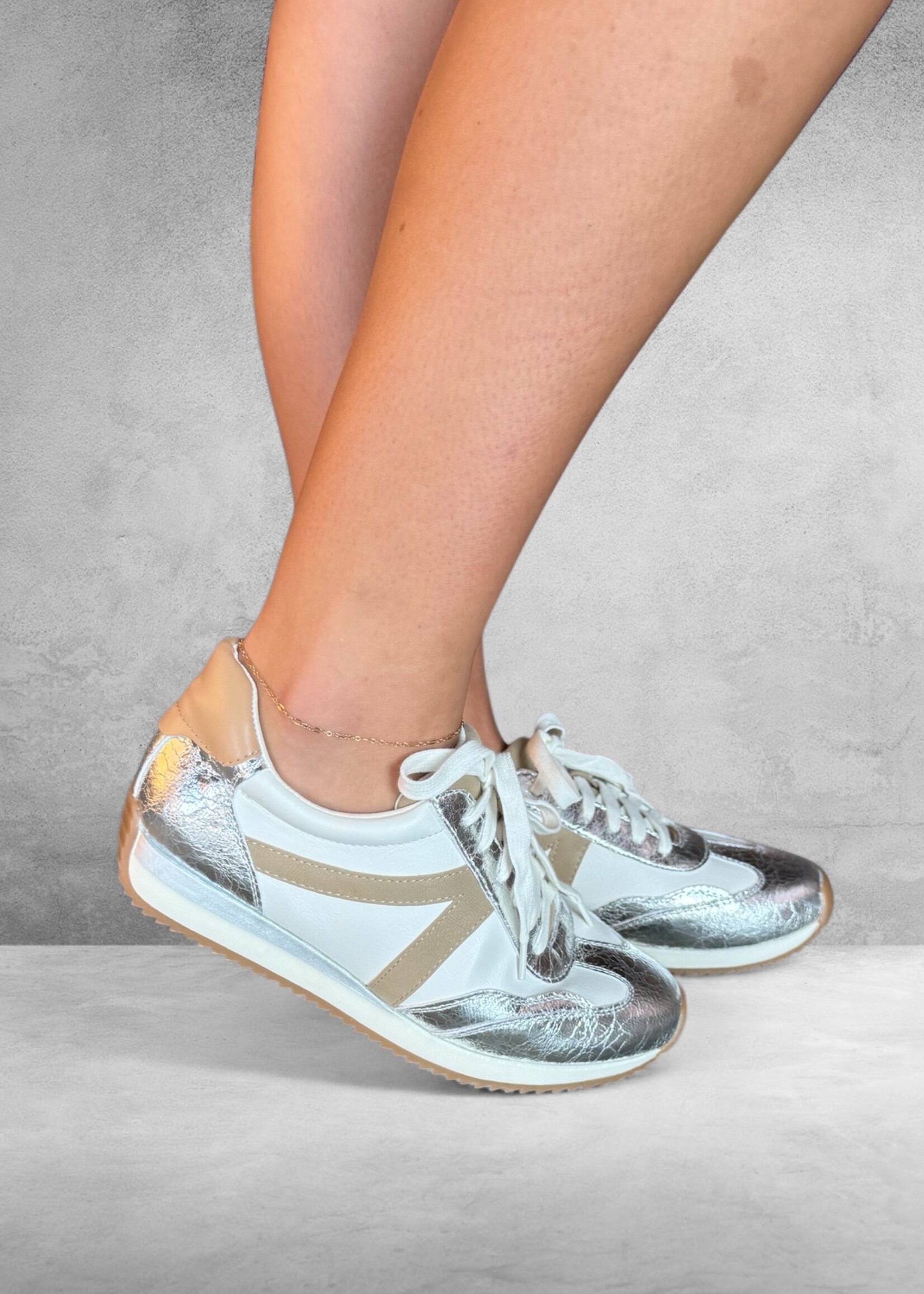 Bloom and Company Rafa Sneakers