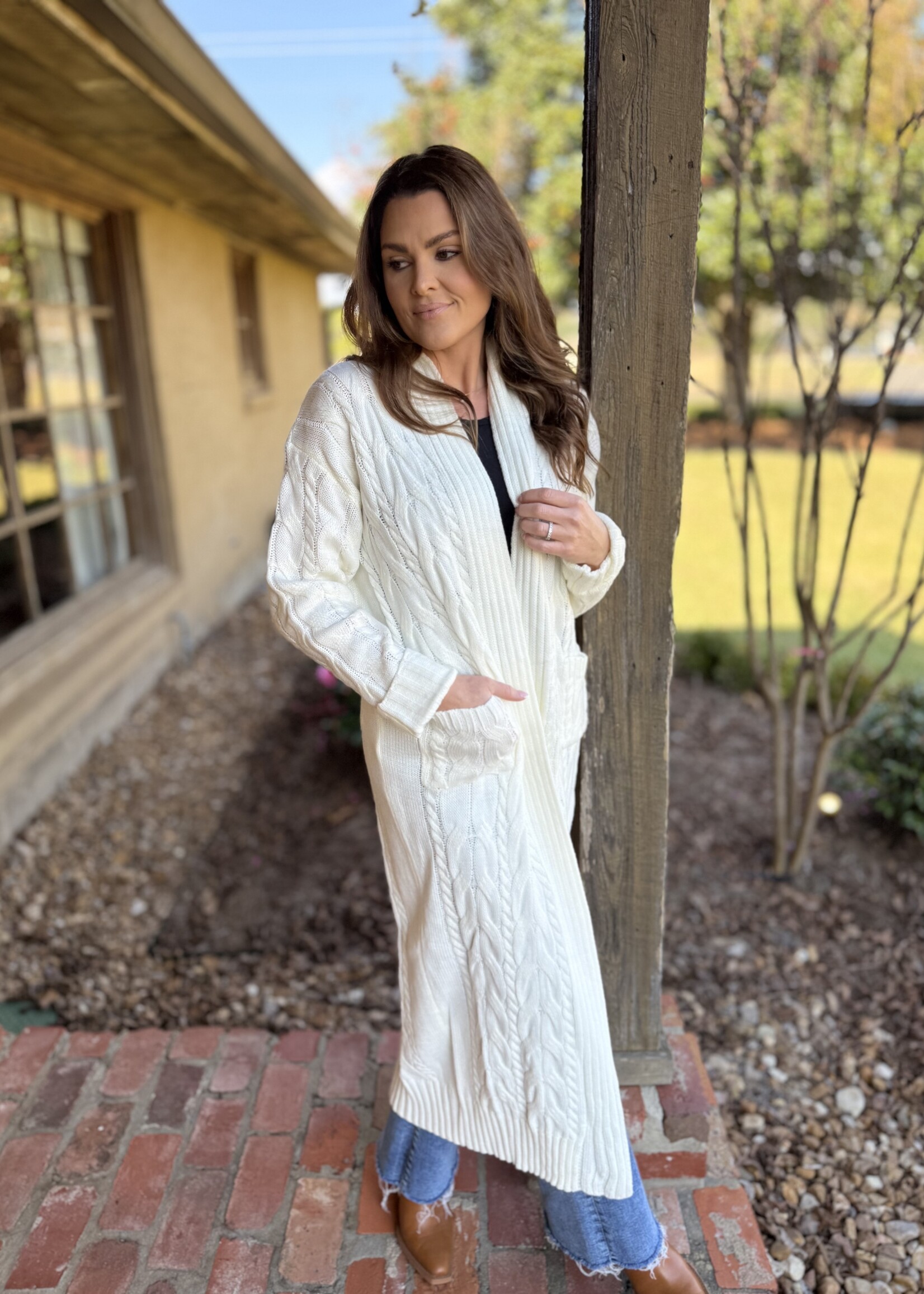 Bloom and Company Chunky Cable Knit Long Cardigan White