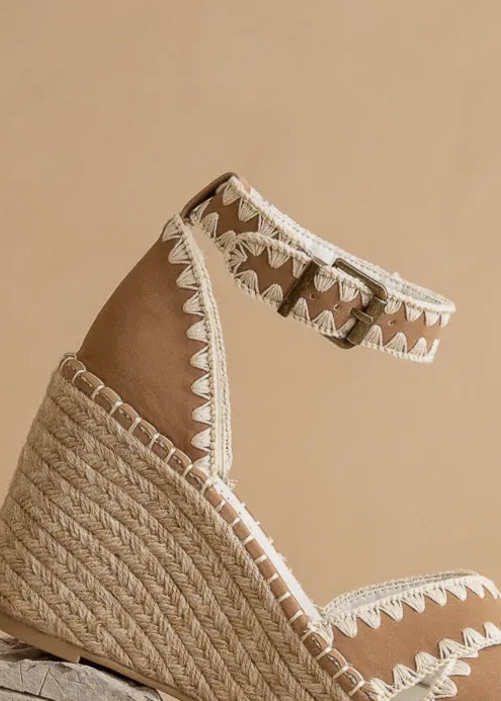 Oasis Society Camel Wedge w/ Embroidered Straps