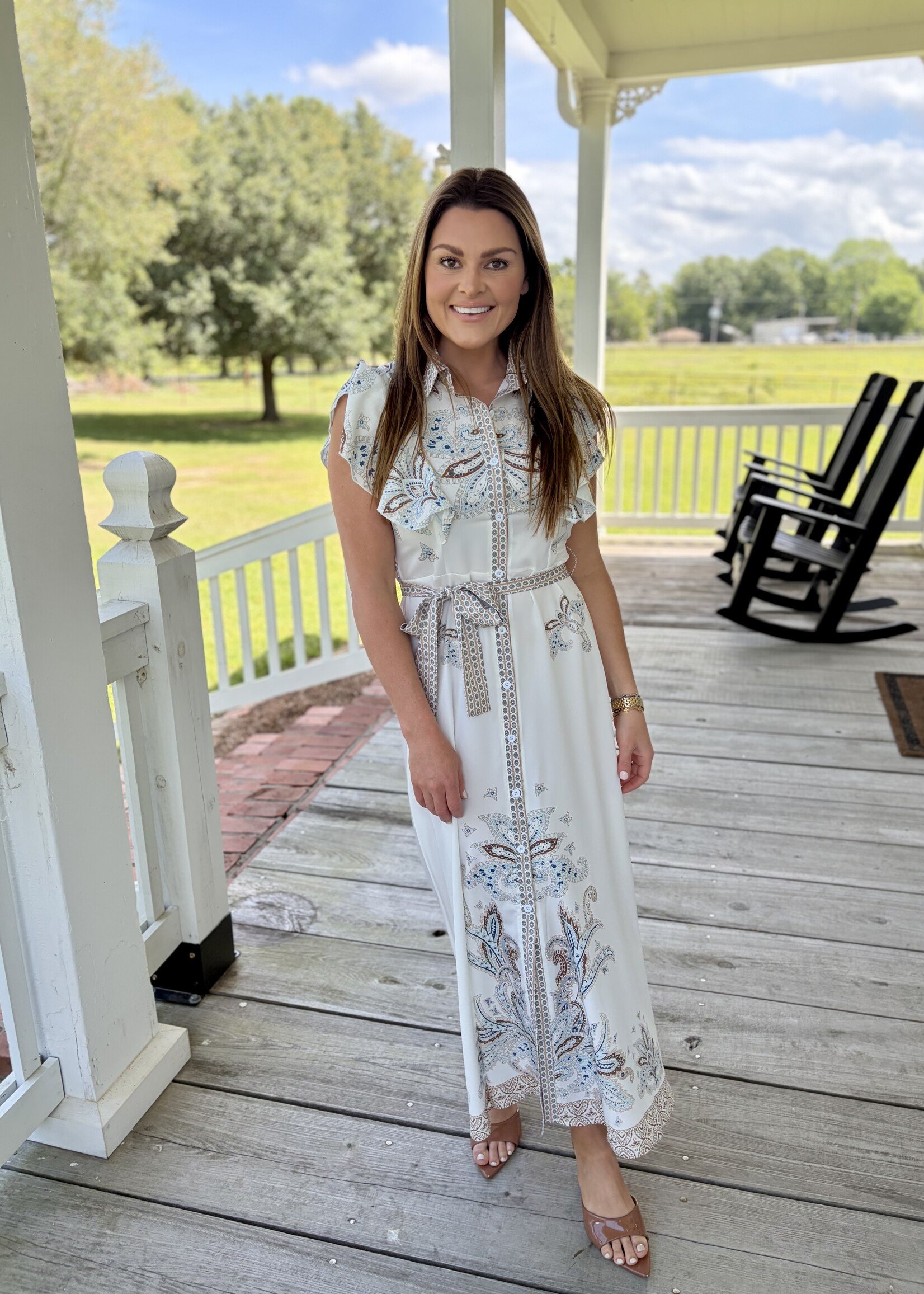 Rosa Clothing White Retro Paisley Print Collared Maxi Dress