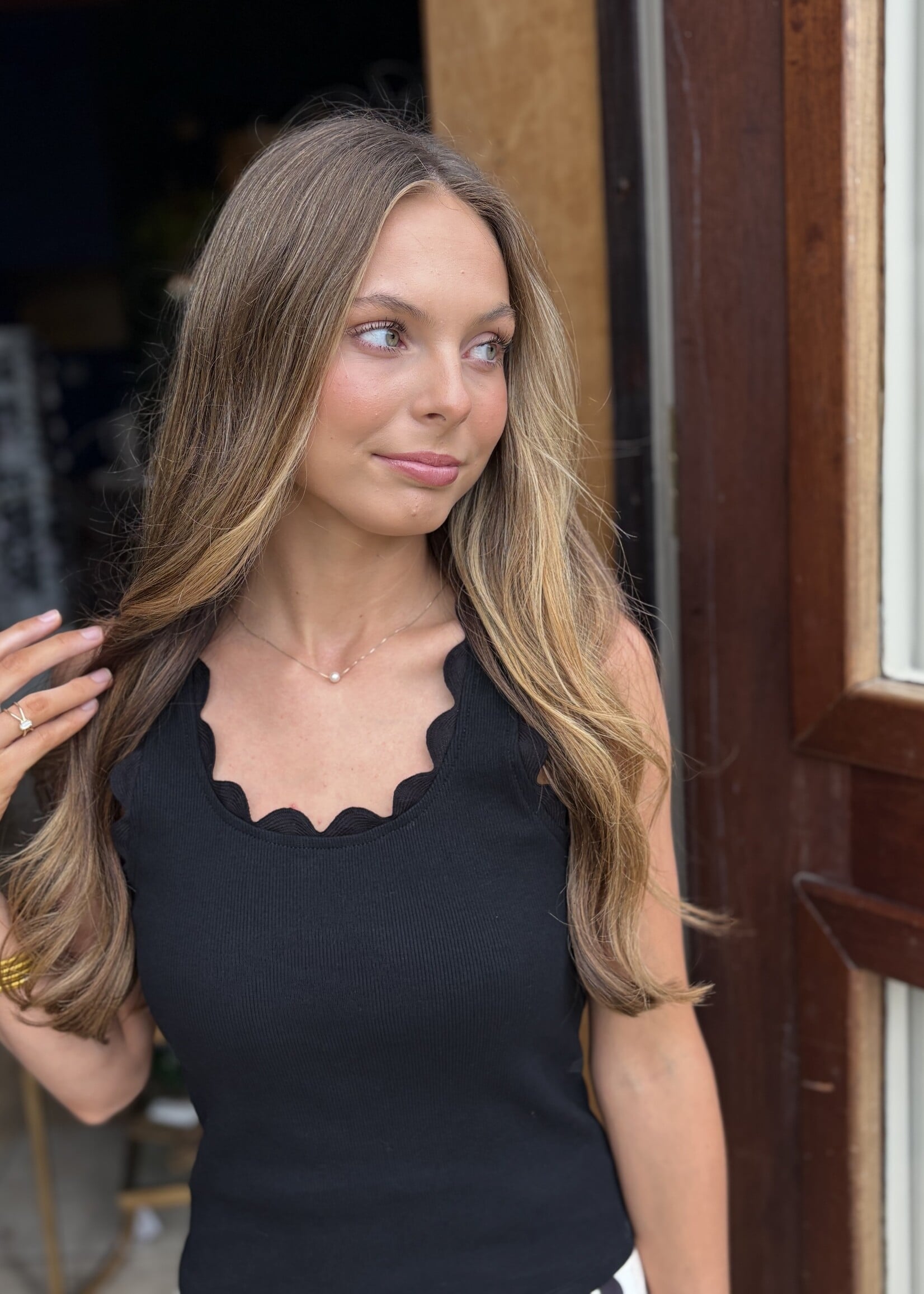 Bloom and Company Scallop Shape Black Tank