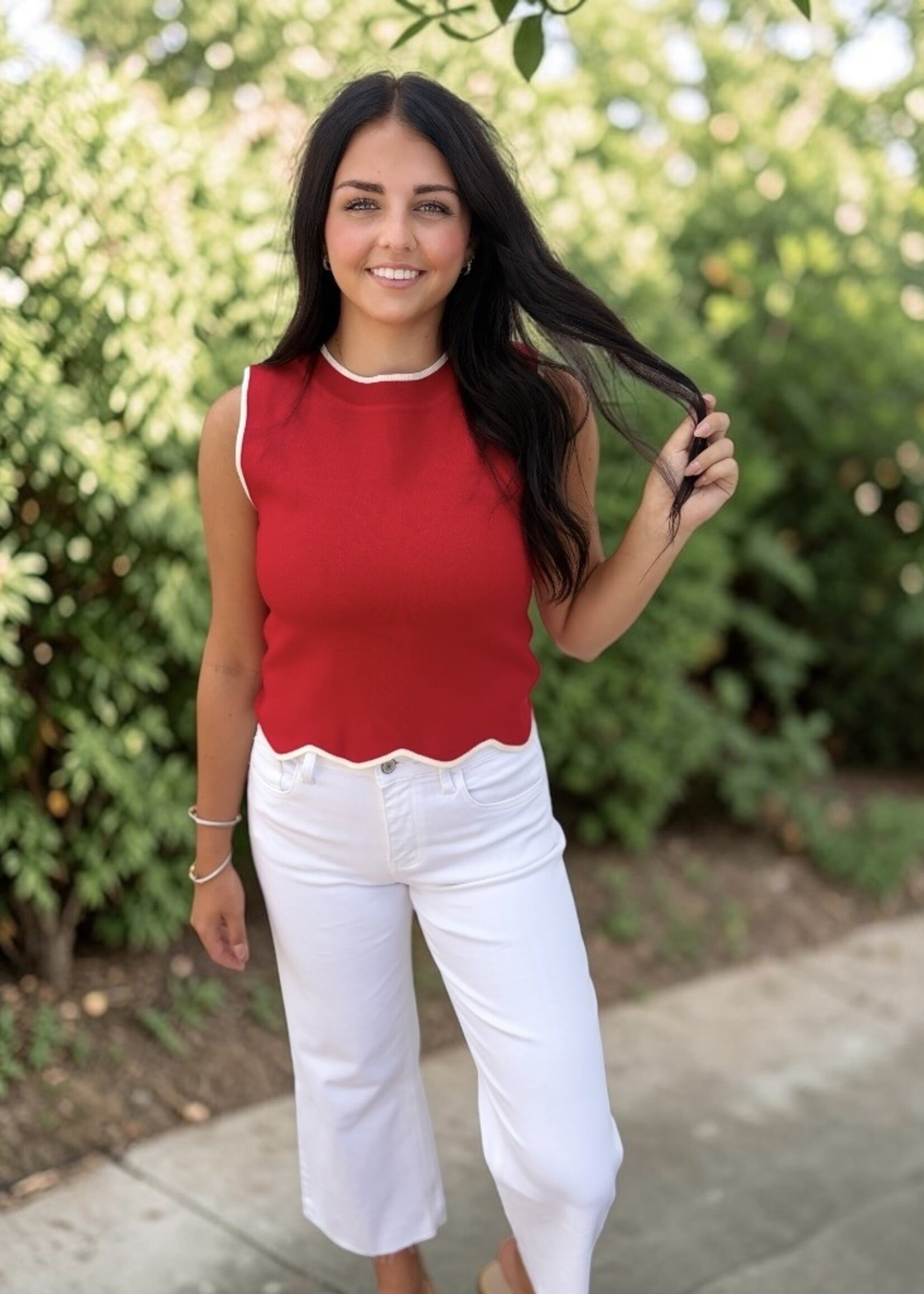 Bloom and Company Red & White Sleeveless Knit Top