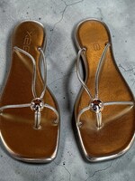 ccocci Gold Thin T-Strap Square Sandal