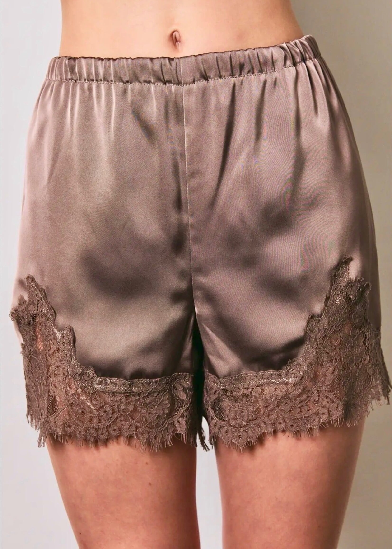 Le Lis Mocha Mid Rise Lace Trim Shorts