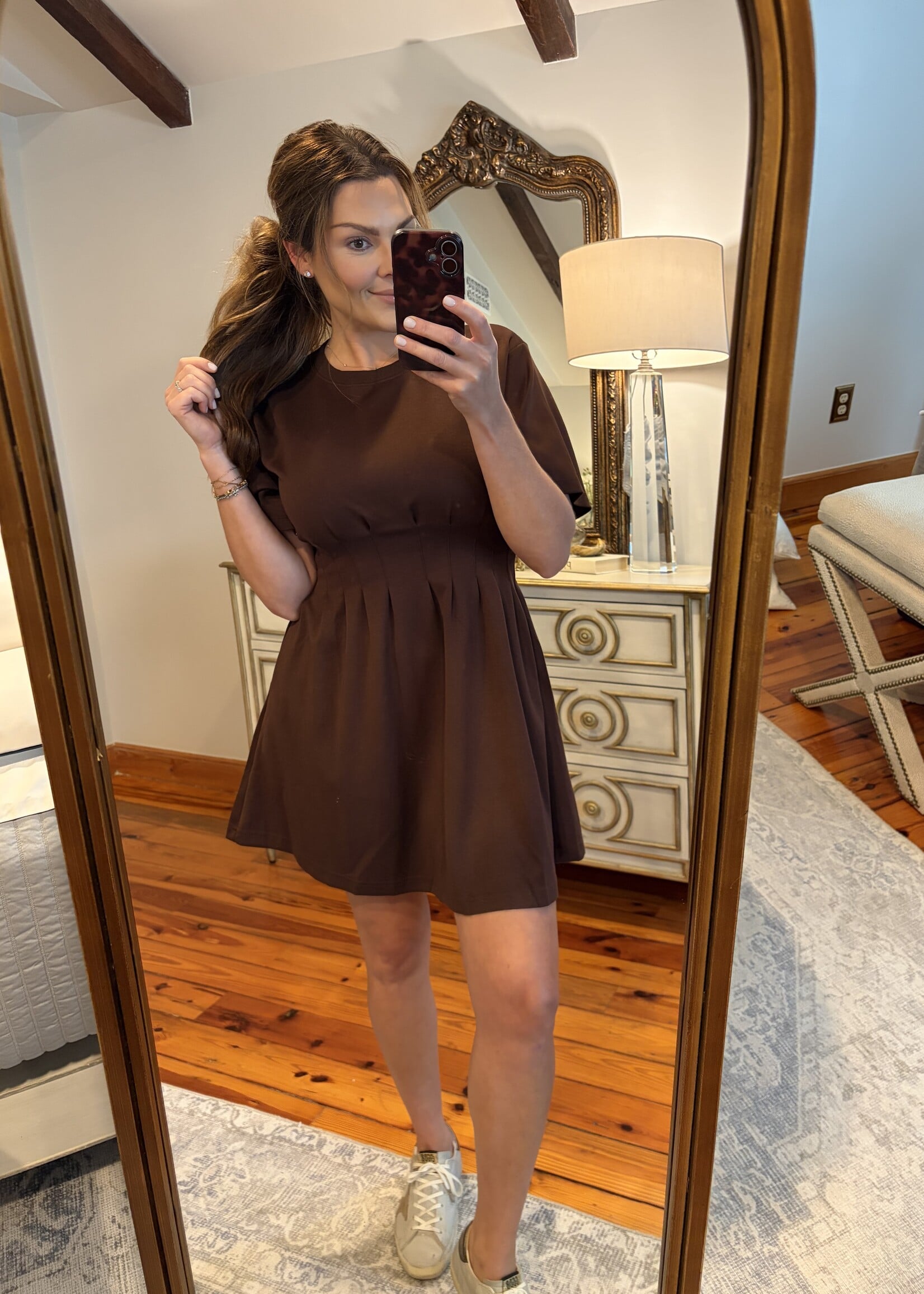 entro Brown Short Sleeve Pleated Dress