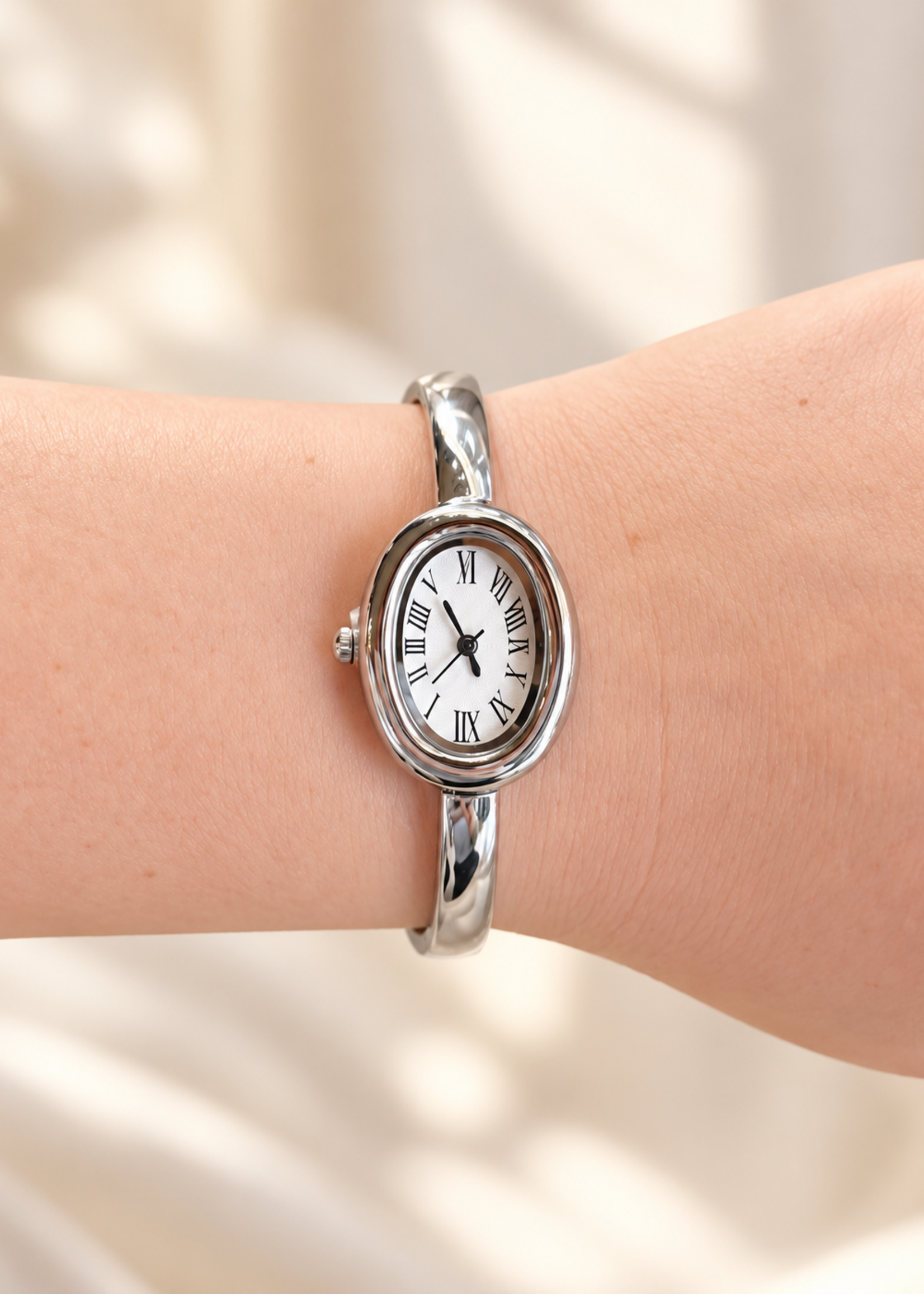 Fame Accessories Hinged Oval Bangle Watch