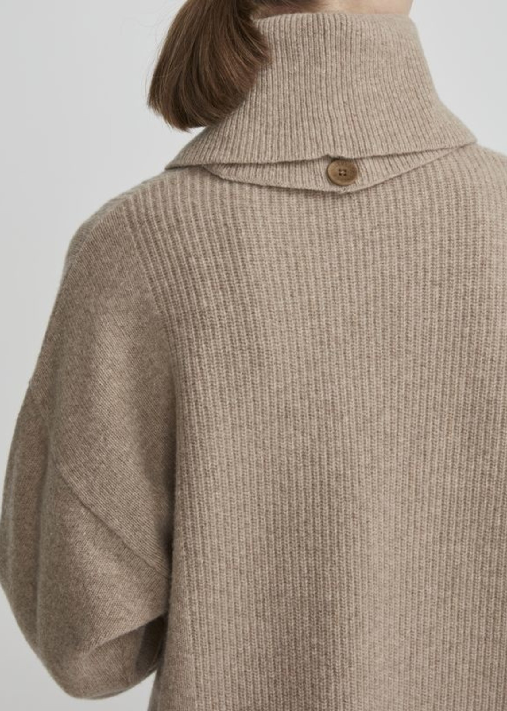 Holebrook Holebrook Estrid Rollneck - Khaki