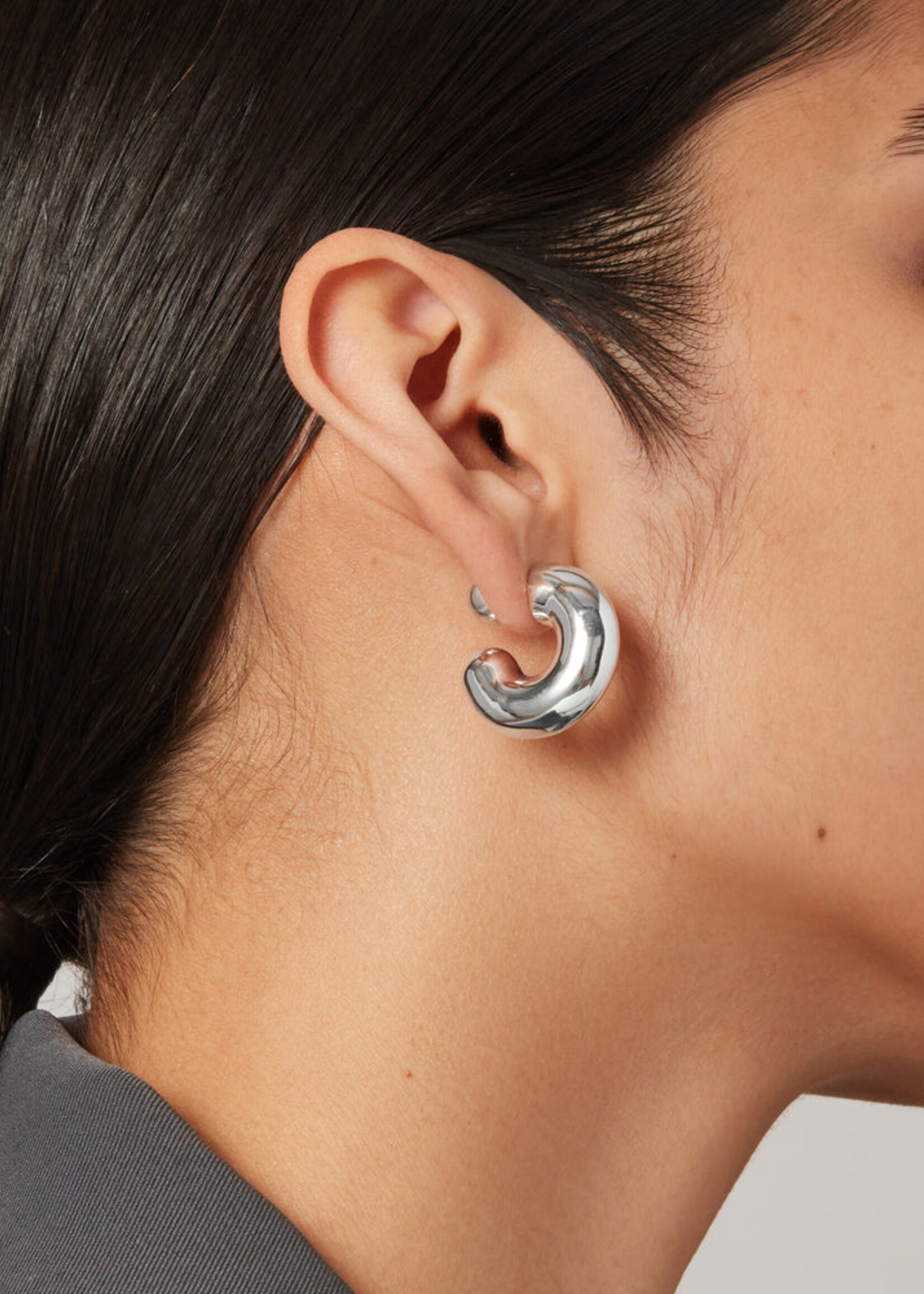 JennyBird Tome Hoops Large (Two Colors)