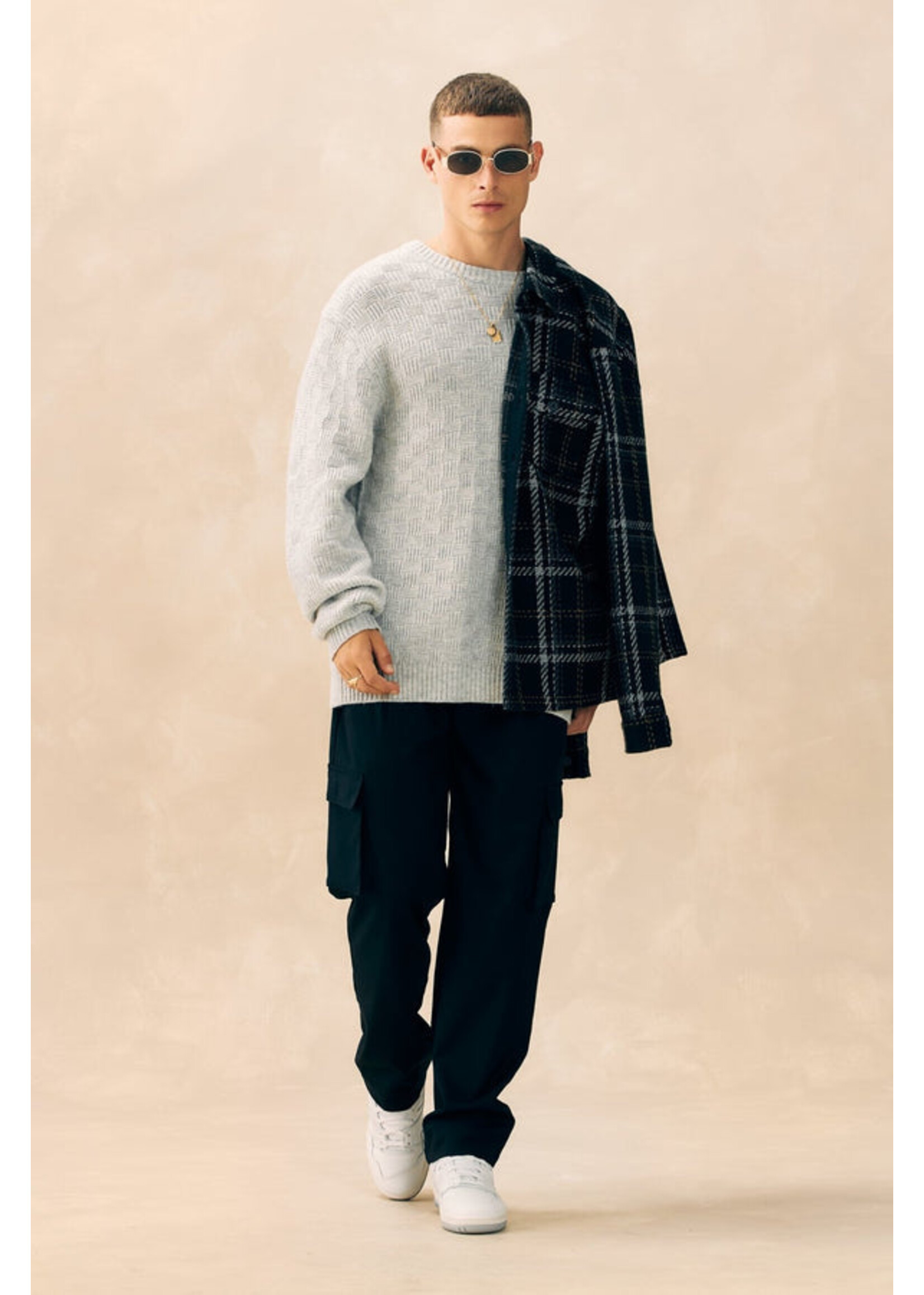 Kuwalla Kuwalla Basketweave Crew -Light Grey