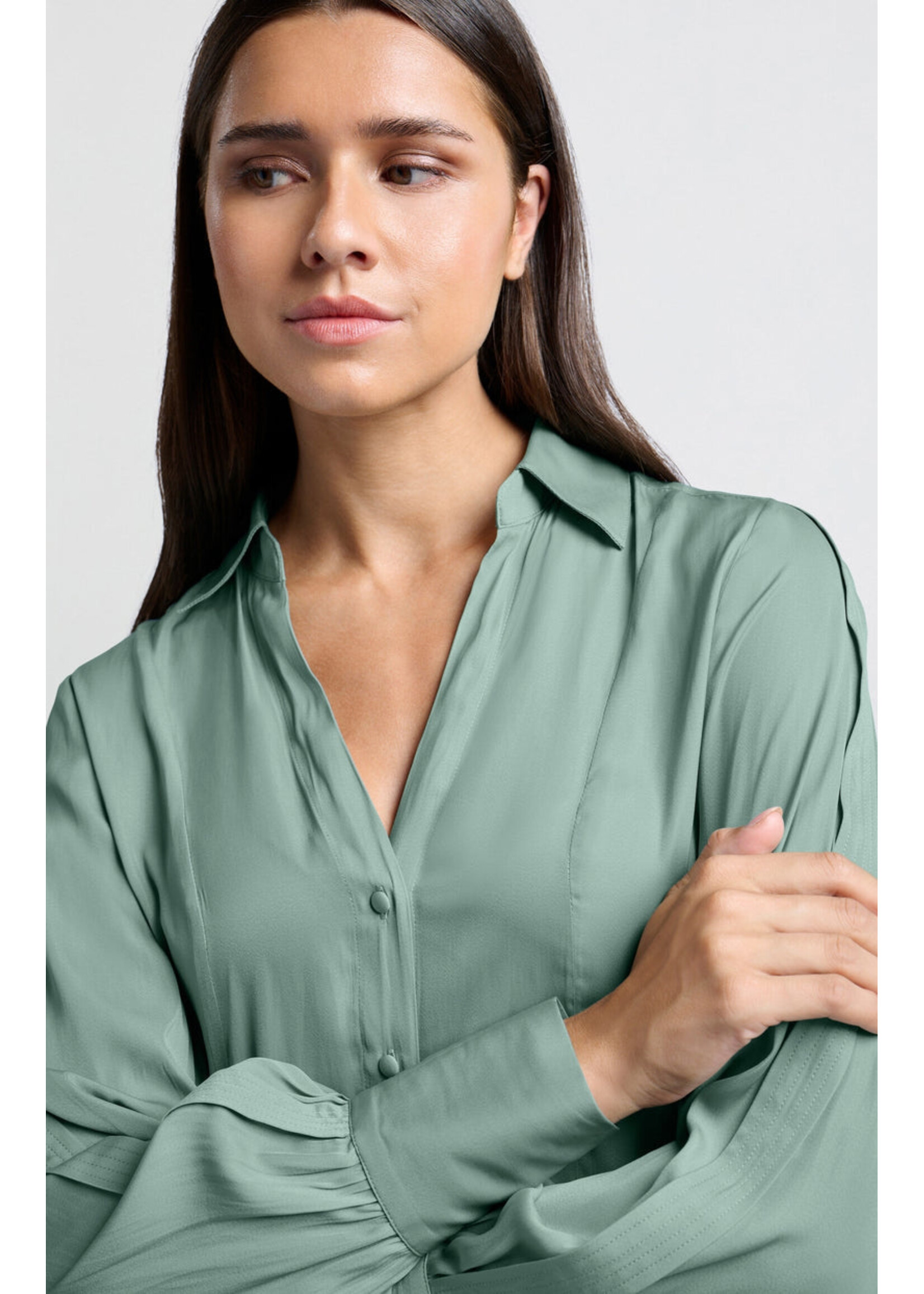 Yaya Women YAYA Chemisier Avec Détails Plié Sur La Manche - Vert Jade