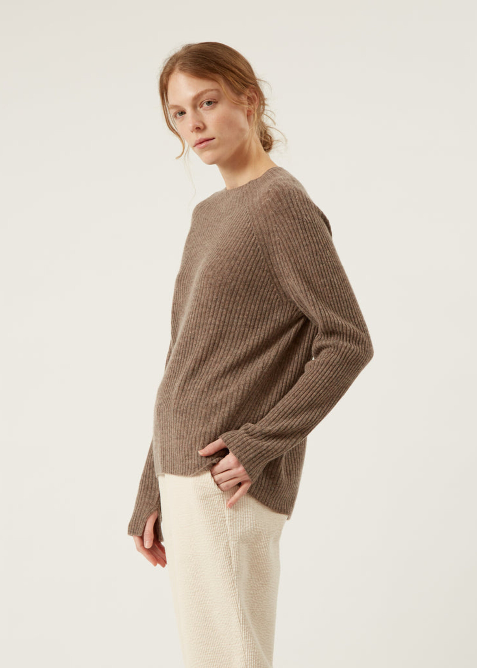 Naïf Bara Sweater (Two colors)