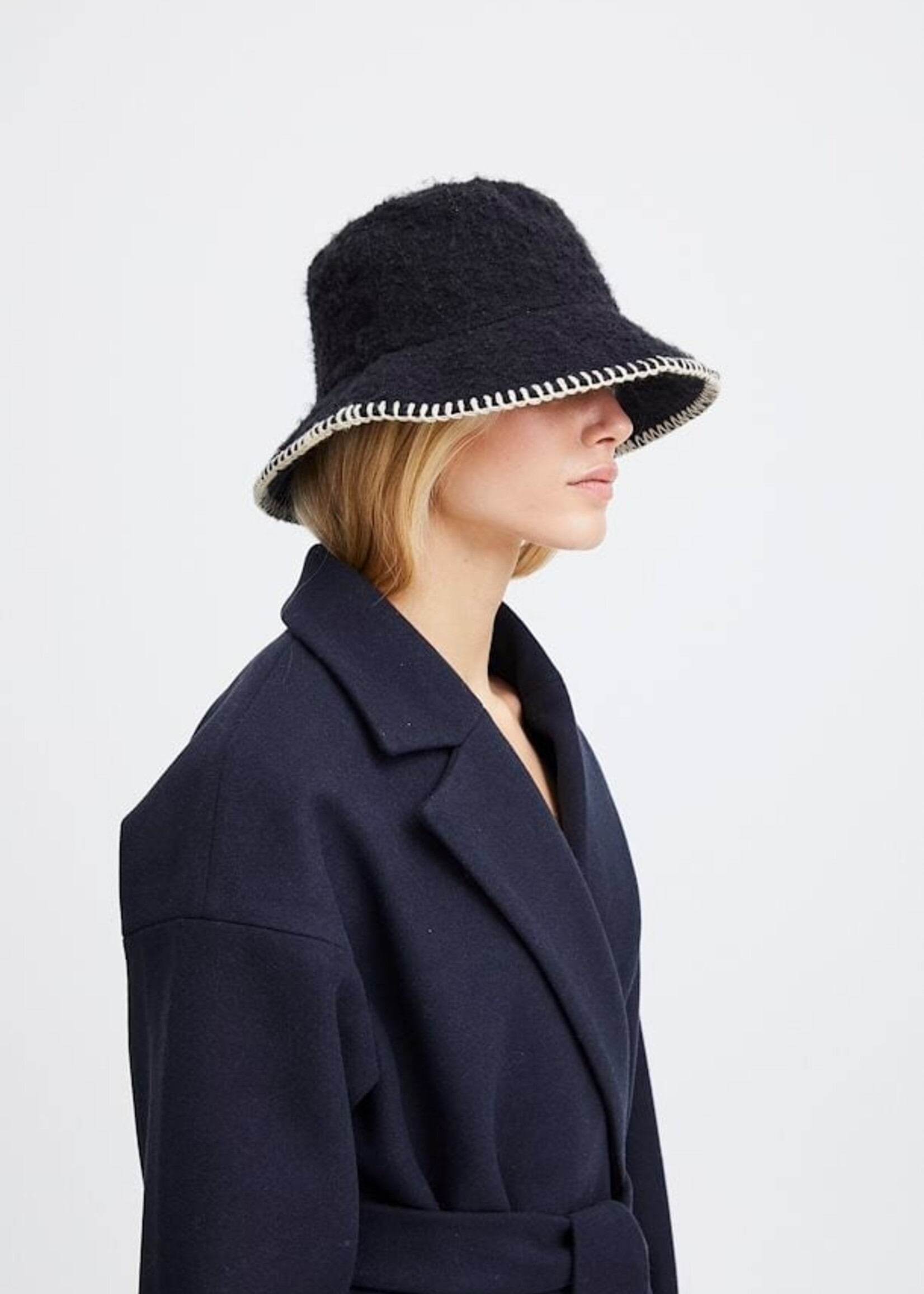 ICHI ICHI Benedita Hat - Black