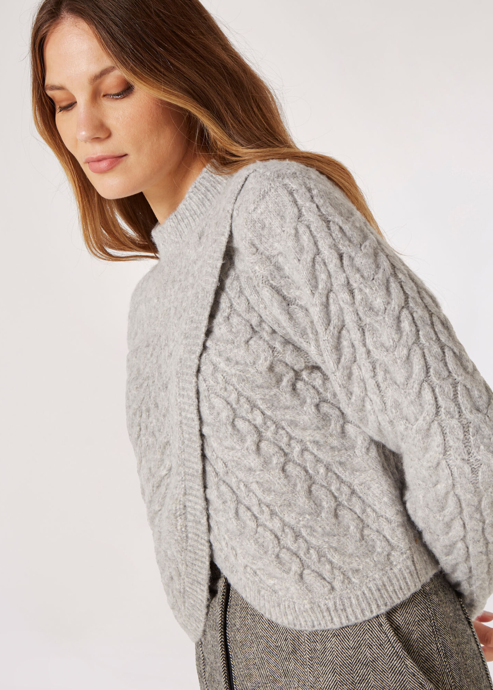 Apricot Apricot Pull Cache-Cœur En Maille Torsadée - Gris