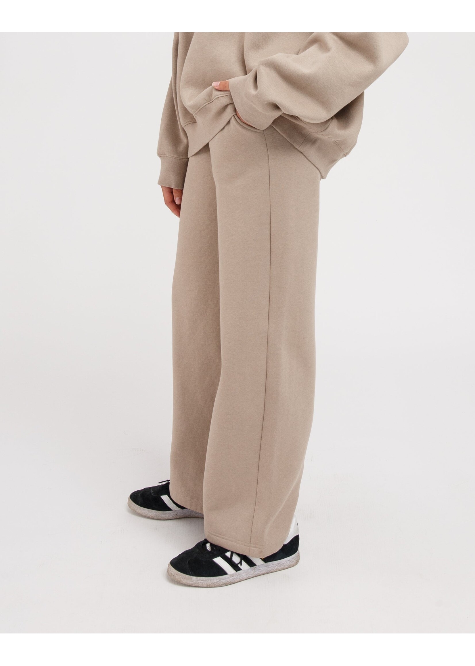Brunette The Label Brunette The Label Le Jogging Coupe Droite Parfait - Fawn