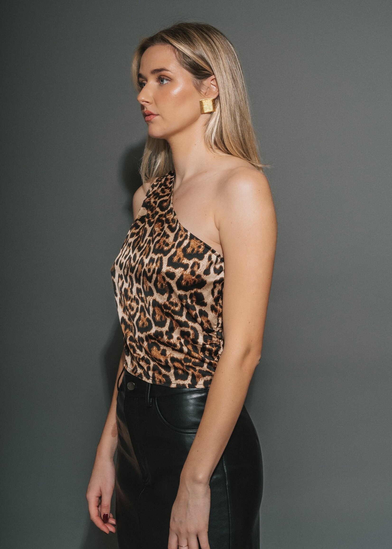 Brunette The Label Brunette The Label Haut Asymétrique En Satin Brunette The Label - Léopard