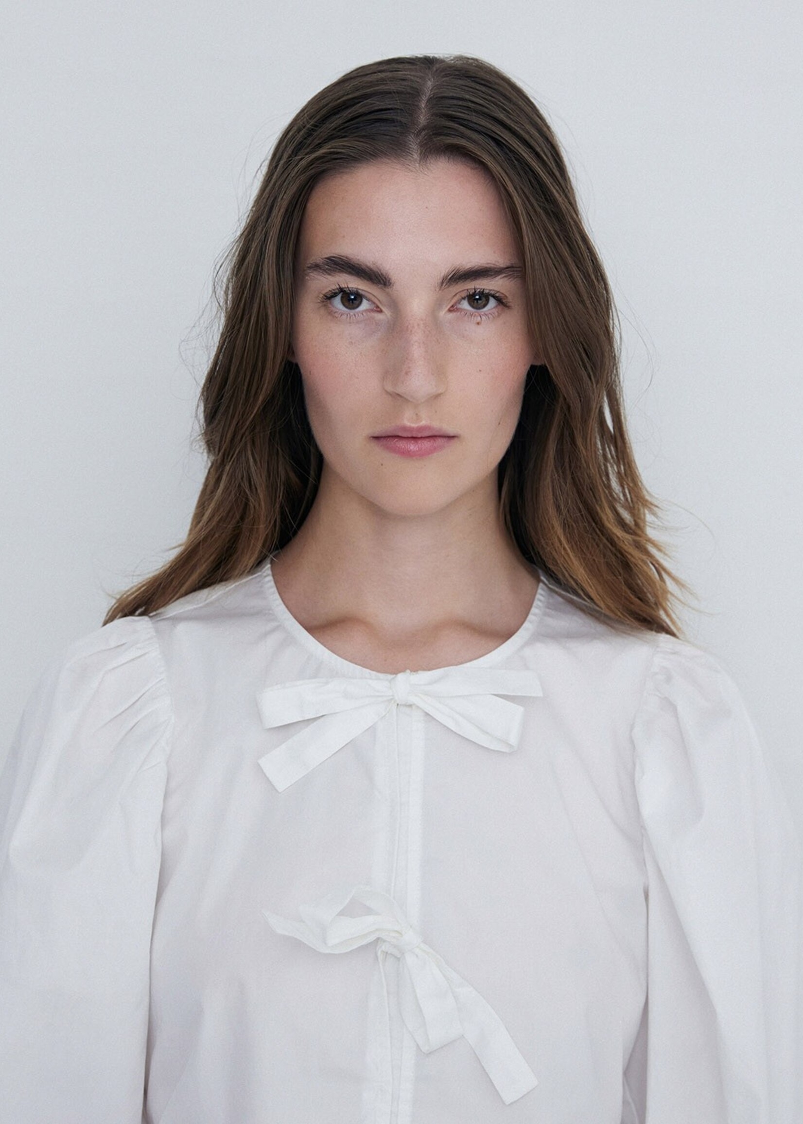 Yerse Yerse Shirt Ribbons - White