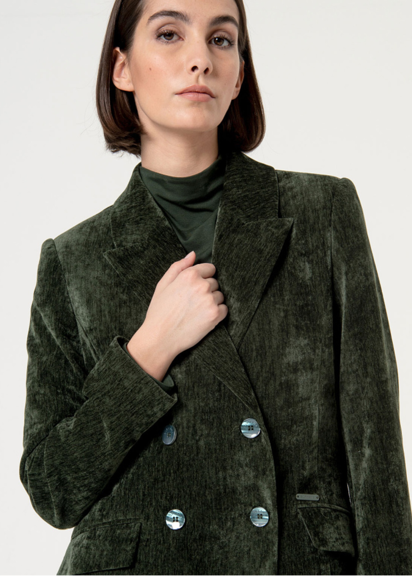 Surkana Surkana Manteau Long En Velours Lisse - Vert