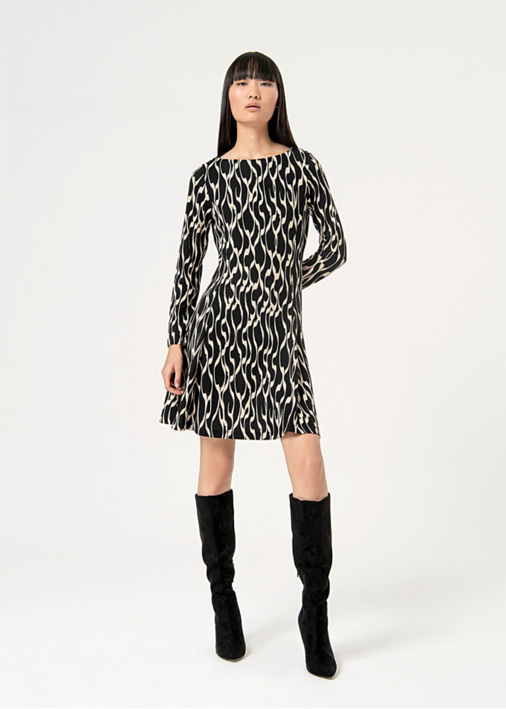 Surkana Surkana Printed Elastic Short Dress - Black