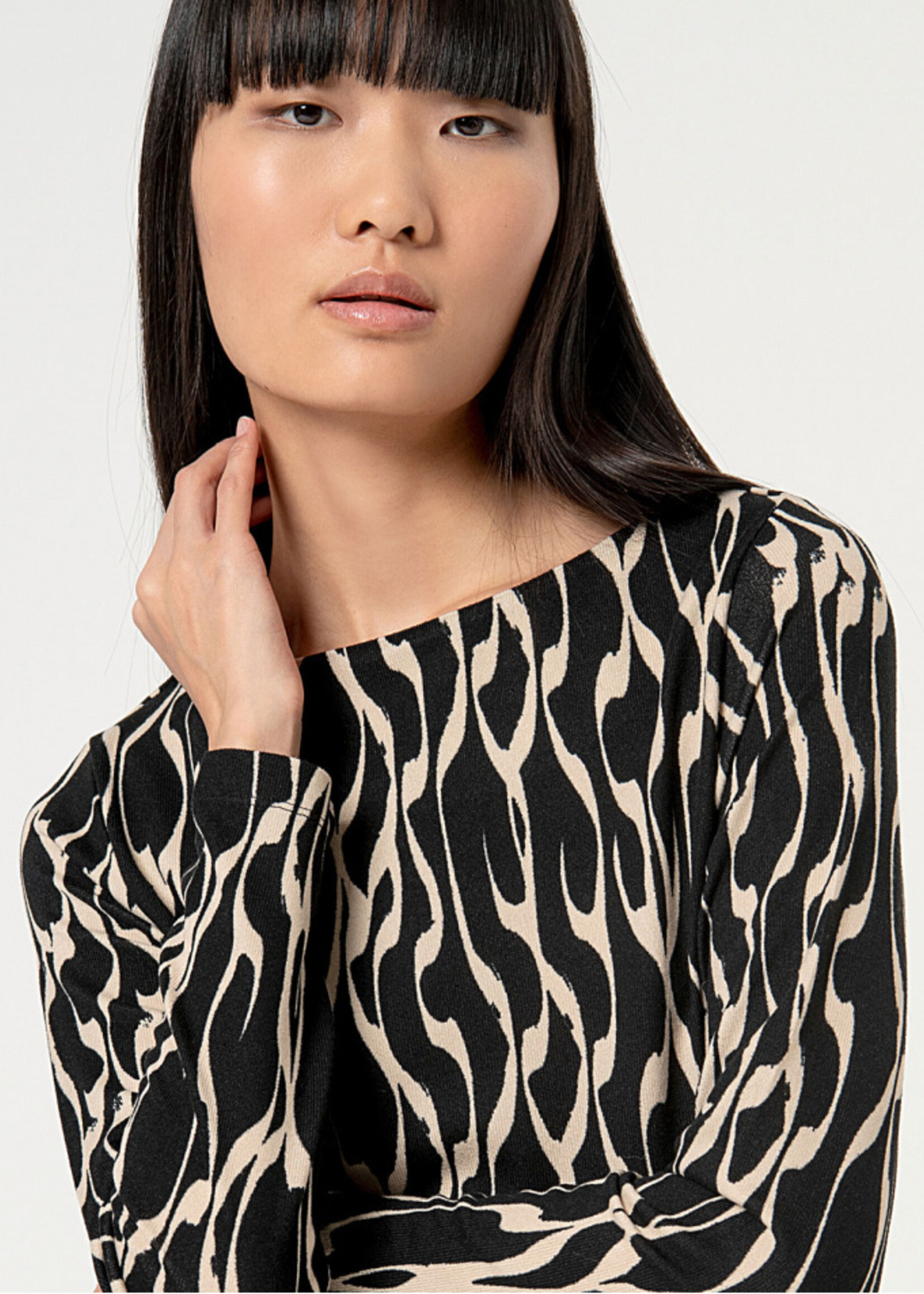 Surkana Surkana Printed Elastic Short Dress - Black