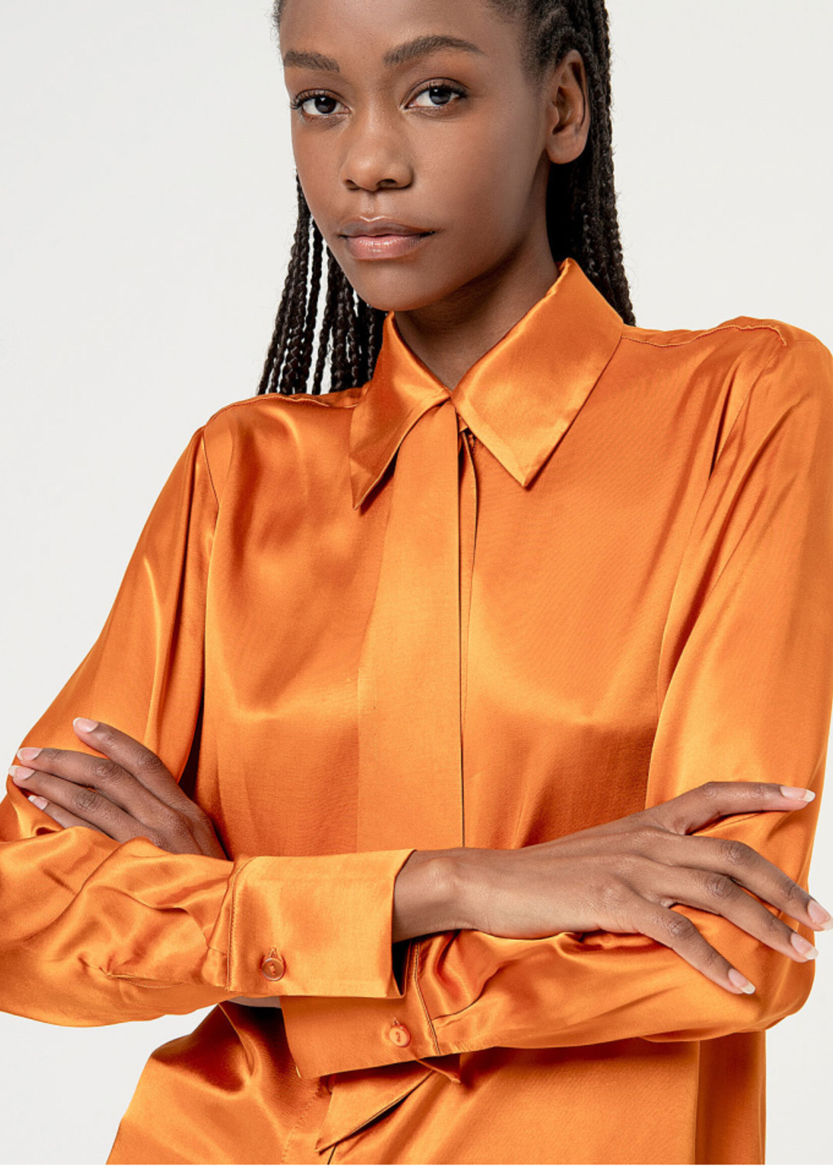 Surkana Surkana Chemise En Satin Avec Nœud Uni - Orange