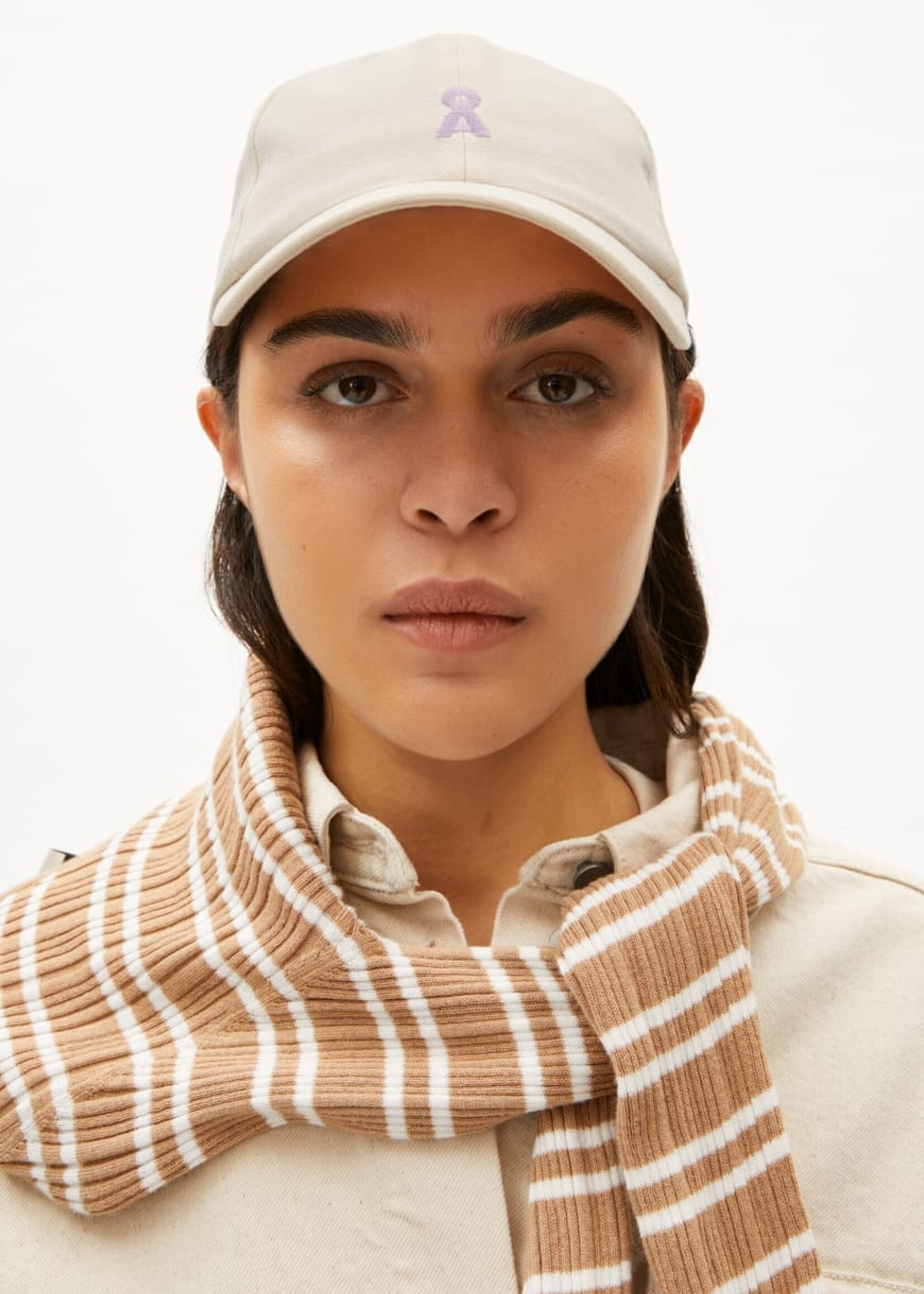 Armedangels Armedangels Yenaas Bold Cap - Oatmilk/Lavender Light