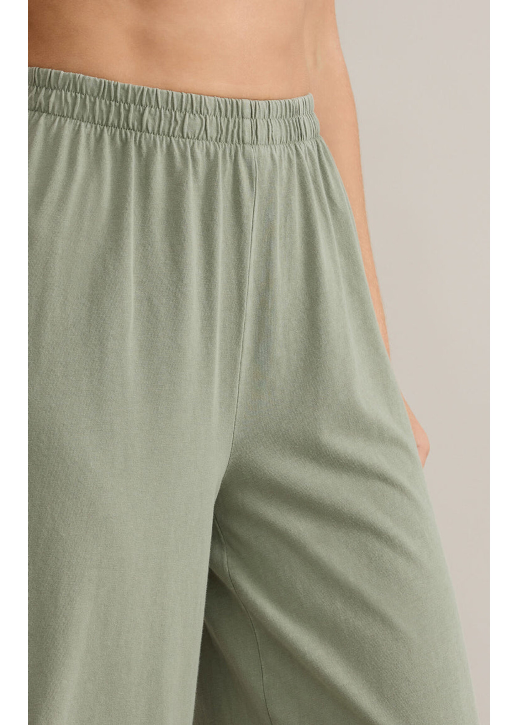 Z-Supply Z-Supply Scout Jersey Crop Flare Pants - Avocado
