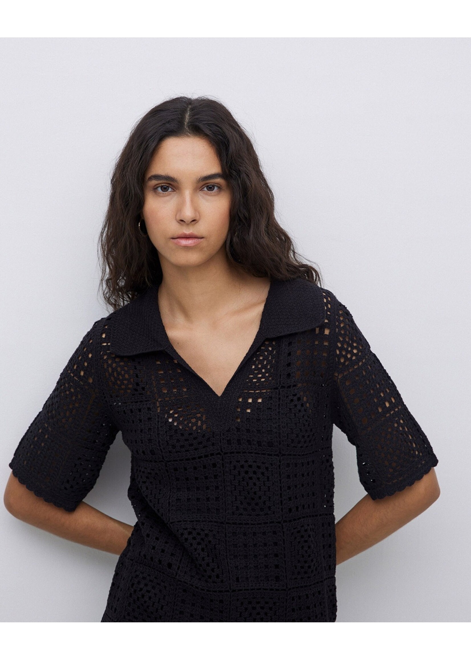 Yerse Yerse Polo-Neck Crochet Dress - Black
