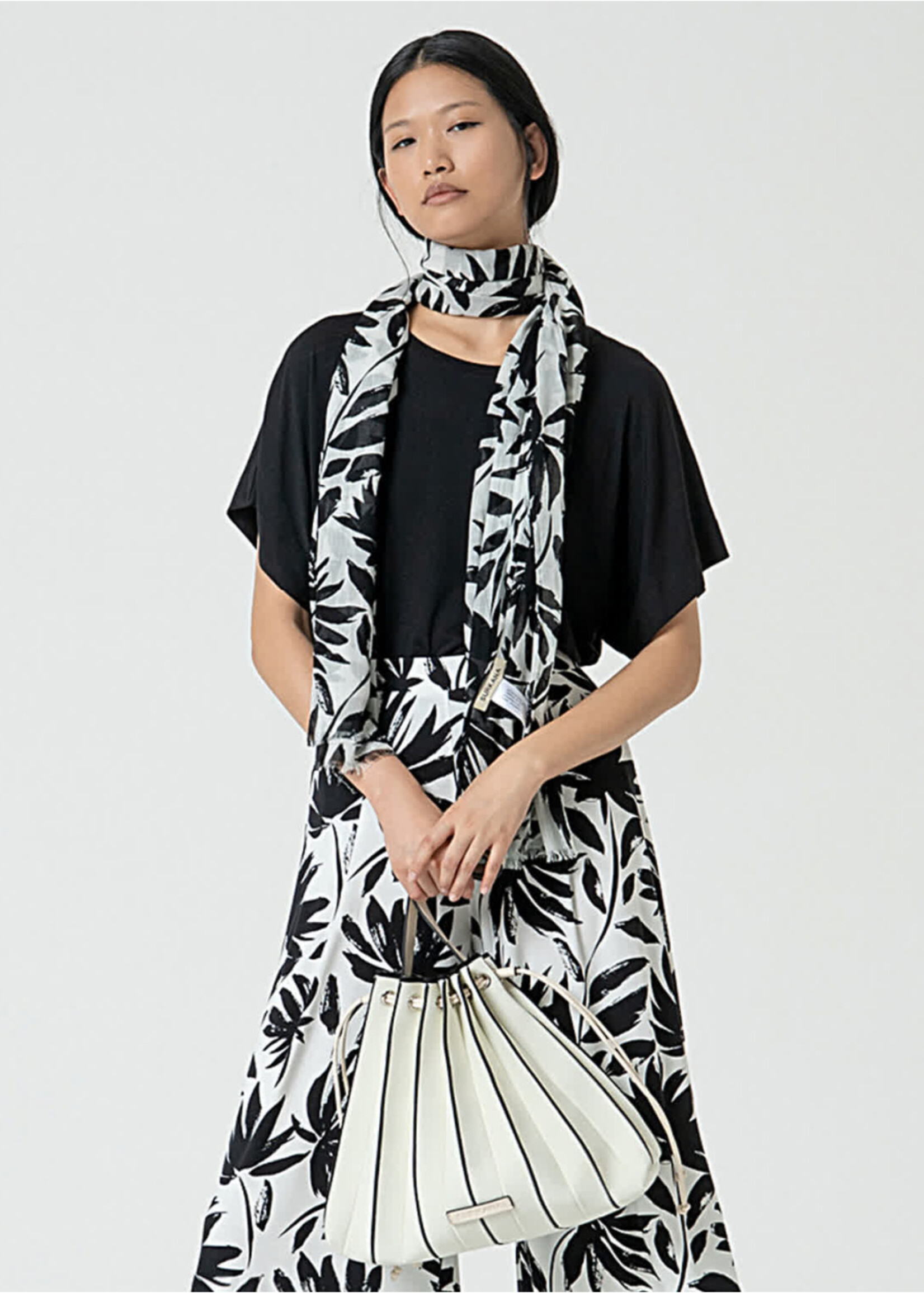 Surkana Surkana Printed Cotton Scarf - Black