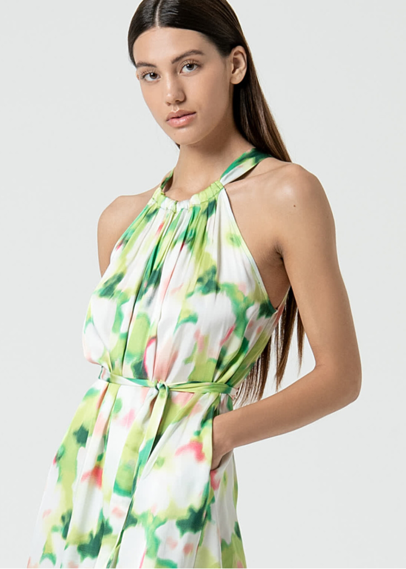 Surkana Surkana Robe Mi-Longue En Satin À Col Licou - Vert