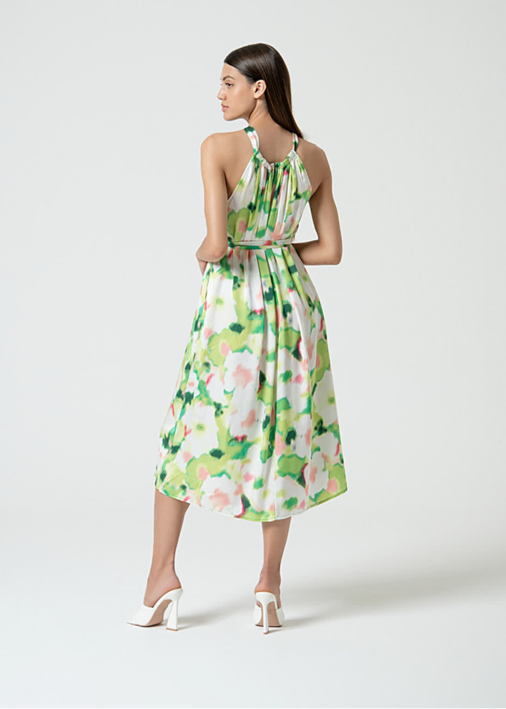Surkana Surkana Robe Mi-Longue En Satin À Col Licou - Vert