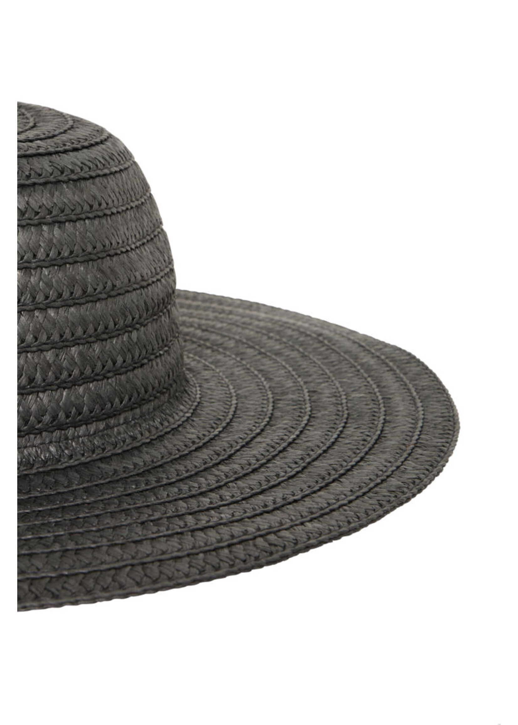 ICHI ICHI IAKasanni Hat - Black