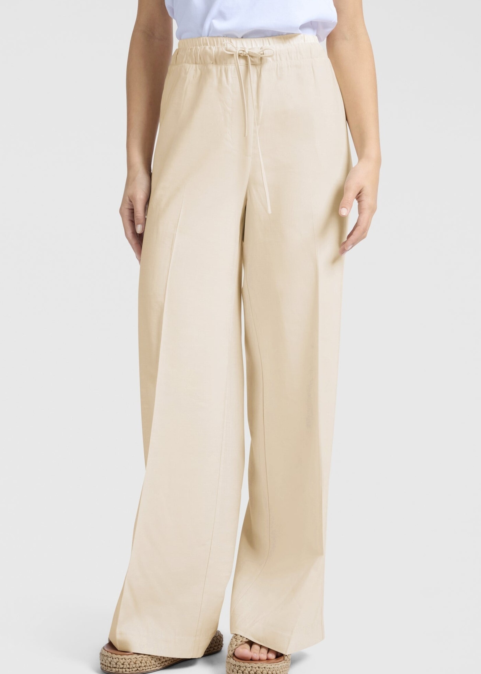 Yaya Women YAYA Pantalon Large Tissé Avec Ceinture En Satin - Summer Sand