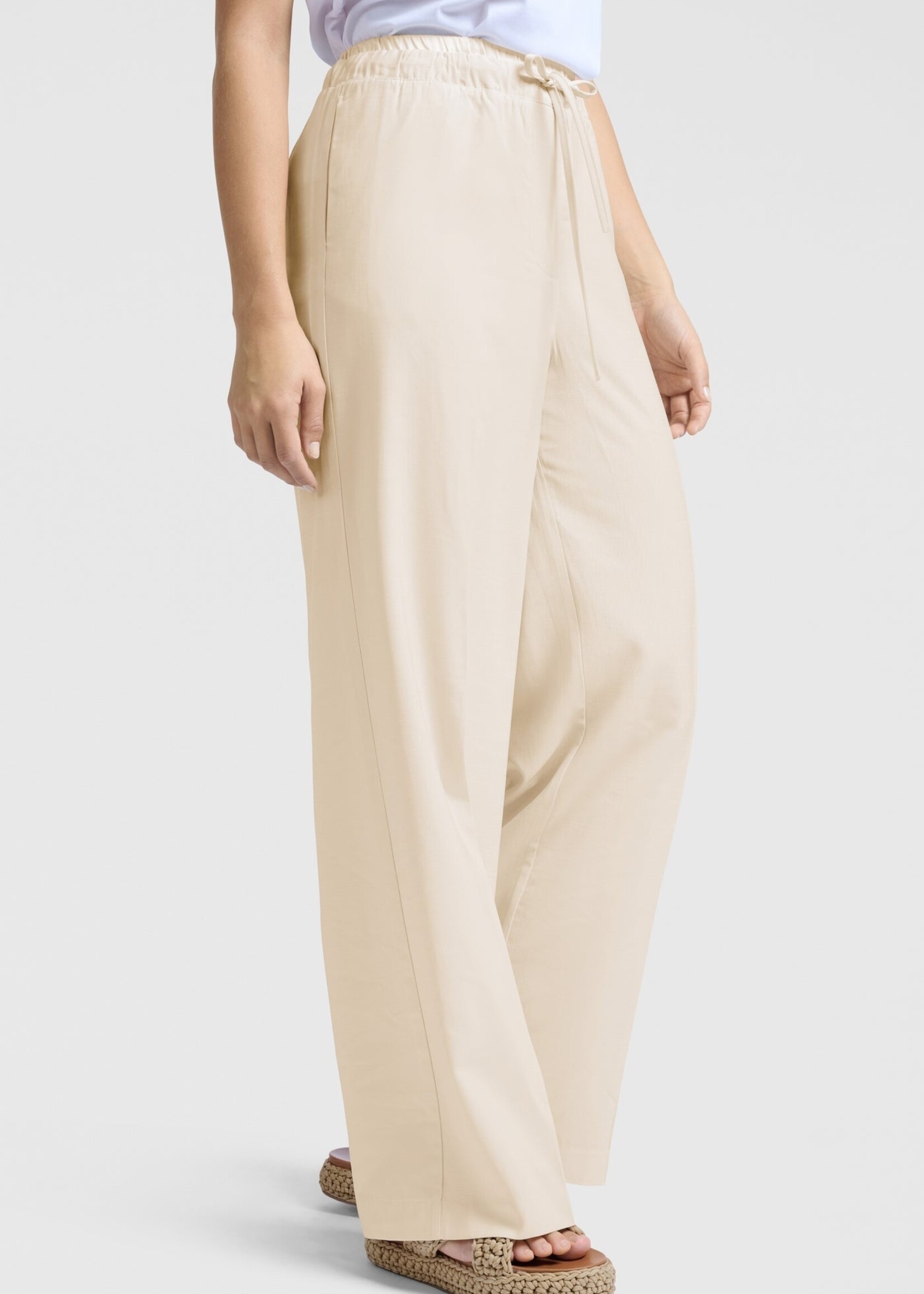 Yaya Women YAYA Pantalon Large Tissé Avec Ceinture En Satin - Summer Sand