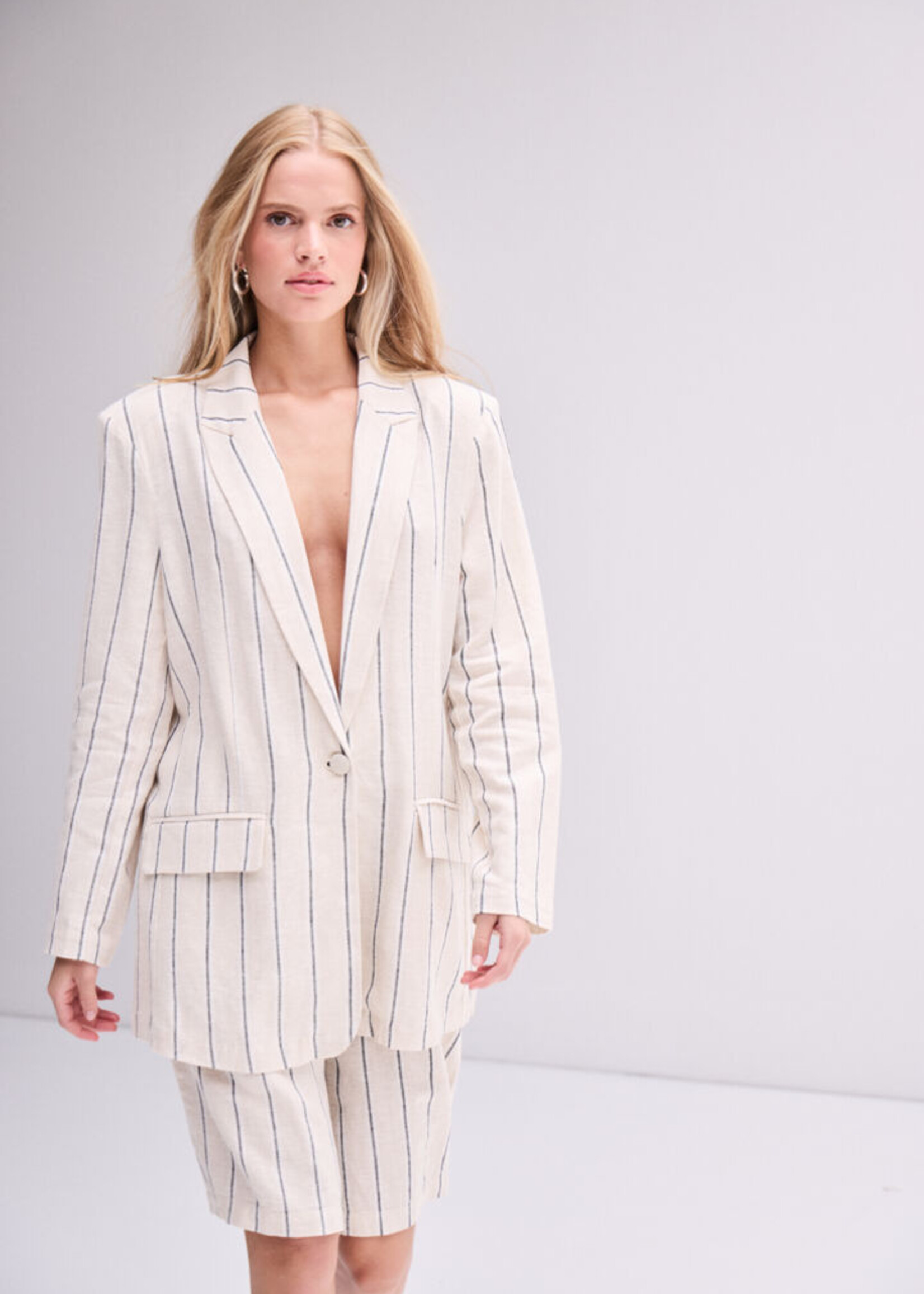 ICHI ICHI IHLinnio Blazer - Natural Ecru Strip